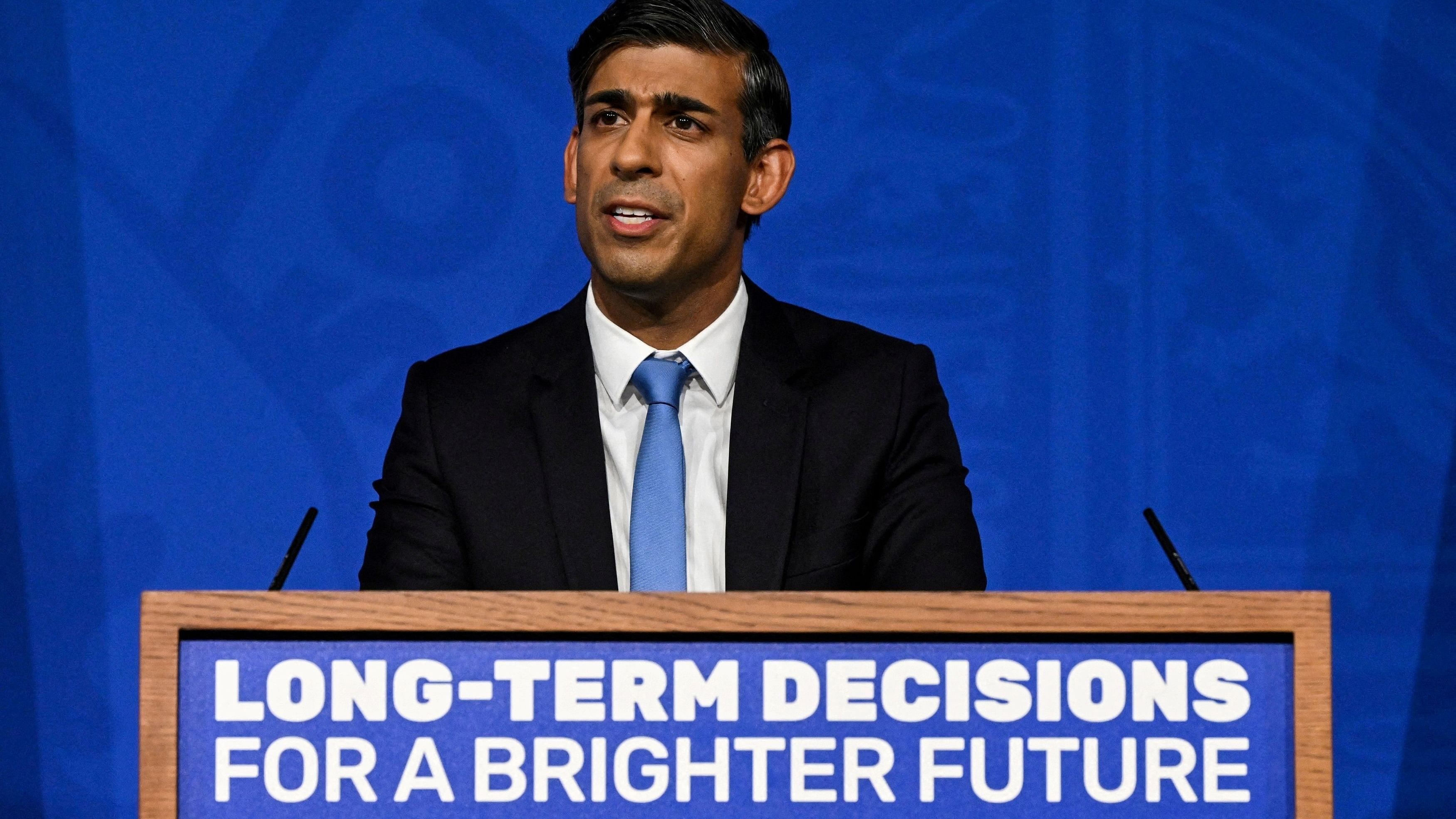 <div class="paragraphs"><p>Britain's Prime Minister Rishi Sunak delivers a speech during a press conference on the net zero target, at the Downing Street Briefing Room, in central London, on September 20, 2023. </p></div>