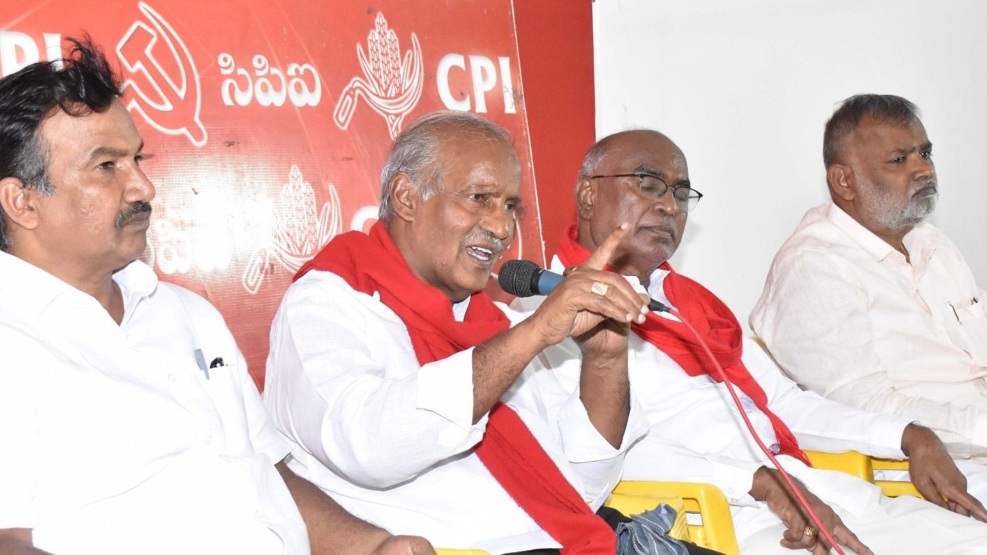 <div class="paragraphs"><p>CPI Telangana leaders in Hyderabad.</p></div>