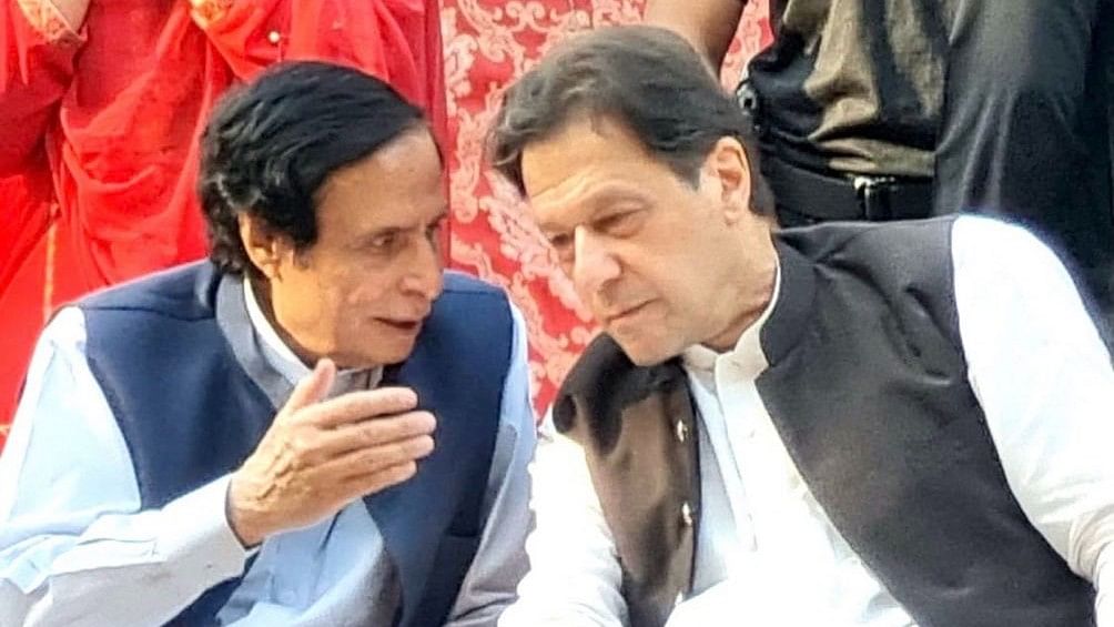 <div class="paragraphs"><p>Imran Khan with Chaudhry Parvez Elahi.</p></div>