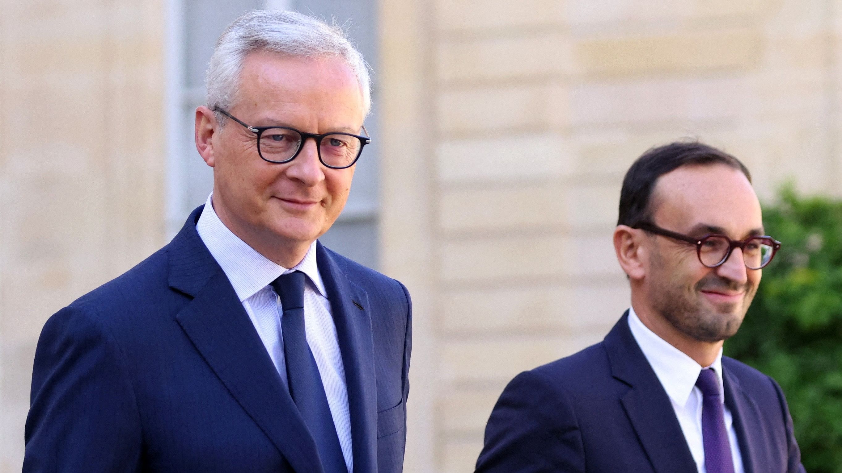 <div class="paragraphs"><p>French Minister for Economy, Finance, Industry and Digital Security Bruno Le Maire and French Junior Minister for Public Accounts Thomas Cazenave leave following the weekly cabinet meeting at the Elysee Palace in Paris, France, September 27, 2023. </p></div>