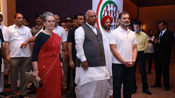 <div class="paragraphs"><p>Congress president Mallikarjun Kharge (centre) with top brass Sonia and Rahul Gandhi.</p></div>