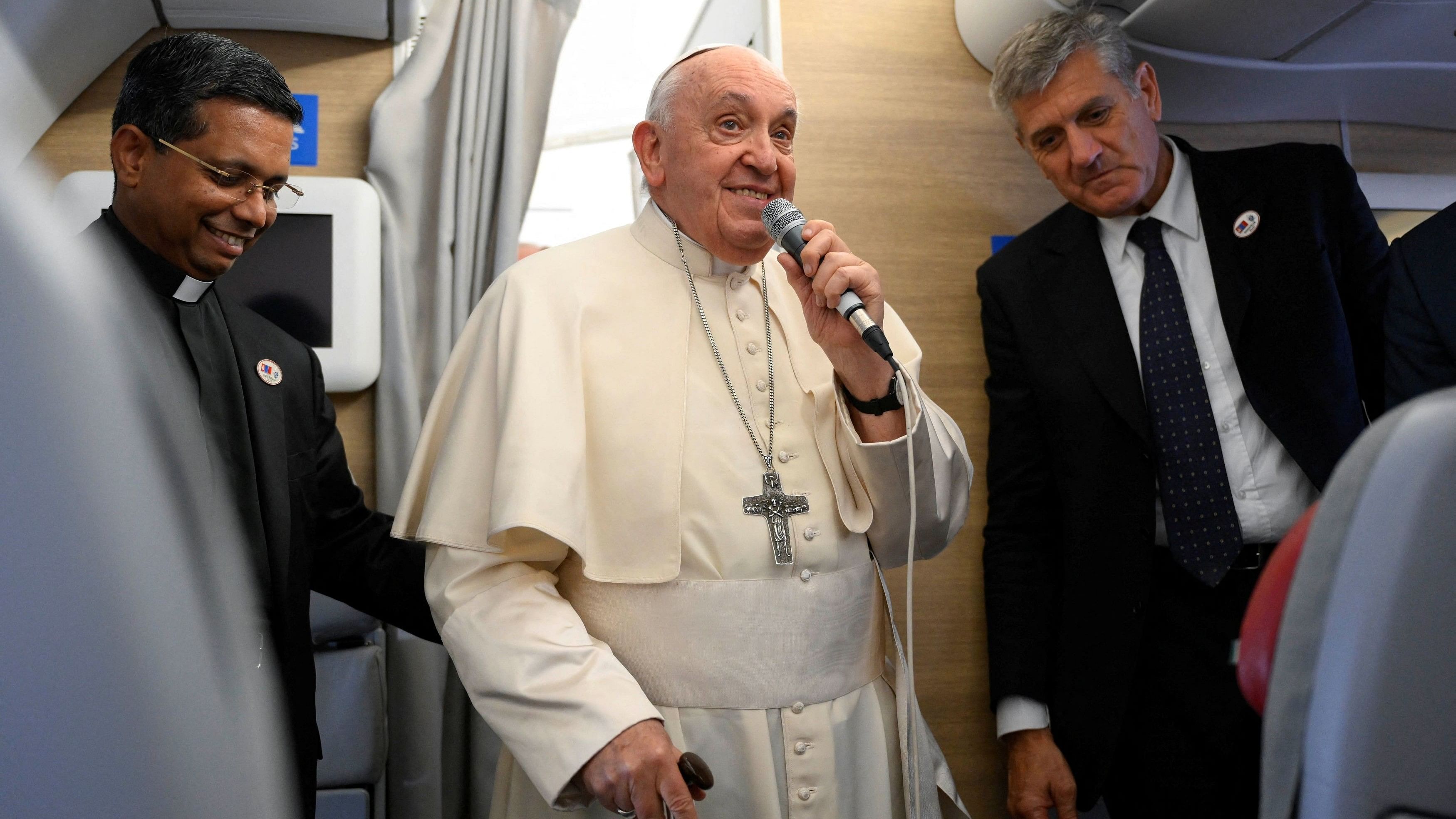 <div class="paragraphs"><p>Pope Francis attends a press conference aboard the papal plane on his flight back after visiting Mongolia, September 4, 2023.  </p></div>