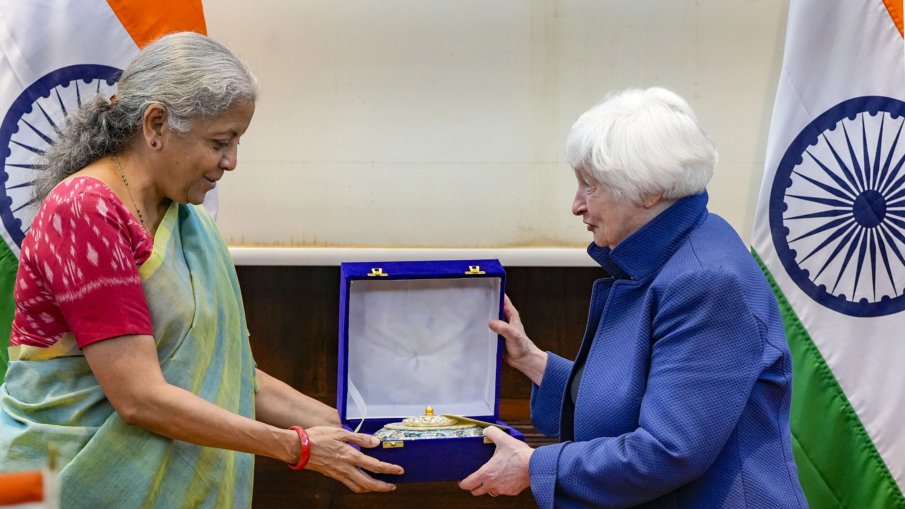 <div class="paragraphs"><p> Union Finance Minister Nirmala Sitharaman presents a memento to United States Treasury Secretary Janet Yellen after a meeting, in New Delhi, Friday, Sept. 8, 2023. </p></div>