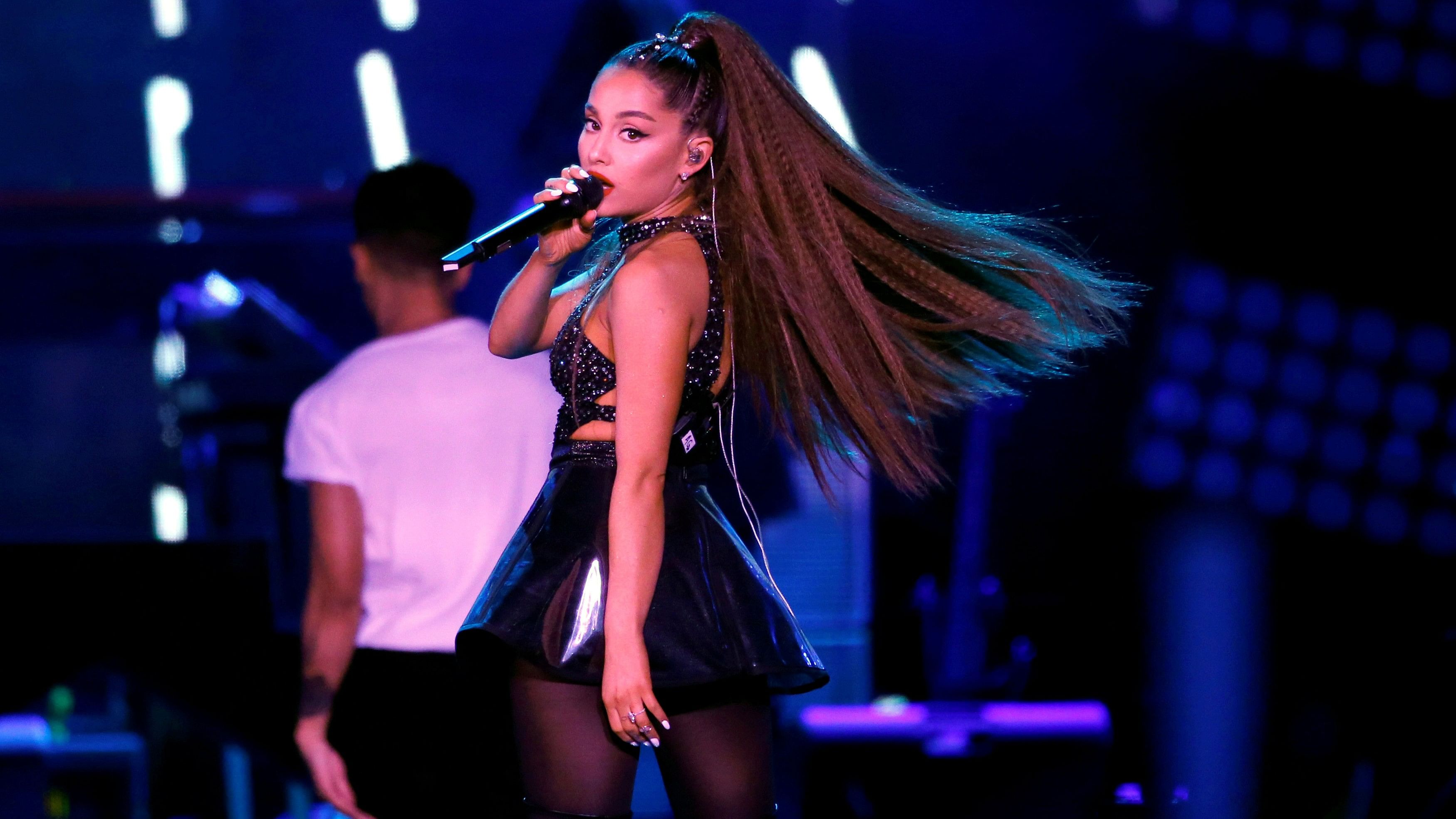 <div class="paragraphs"><p>Ariana Grande.&nbsp;</p></div>