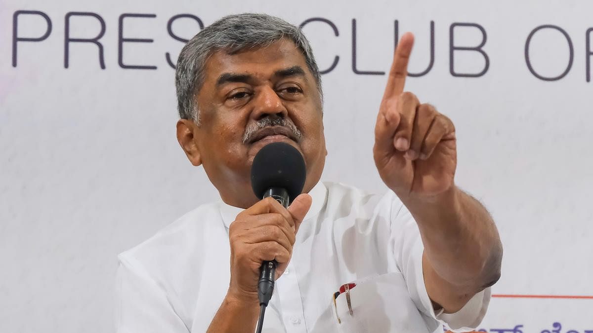 <div class="paragraphs"><p>Senior Congress leader B K Hariprasad.&nbsp;</p></div>