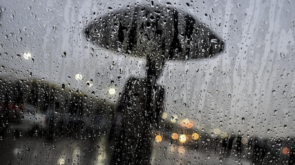 <div class="paragraphs"><p>Representative image of monsoon rains in Karnataka.</p></div>