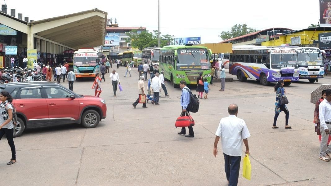 The buses operated normally at service bus stand in Udupi on Monday.