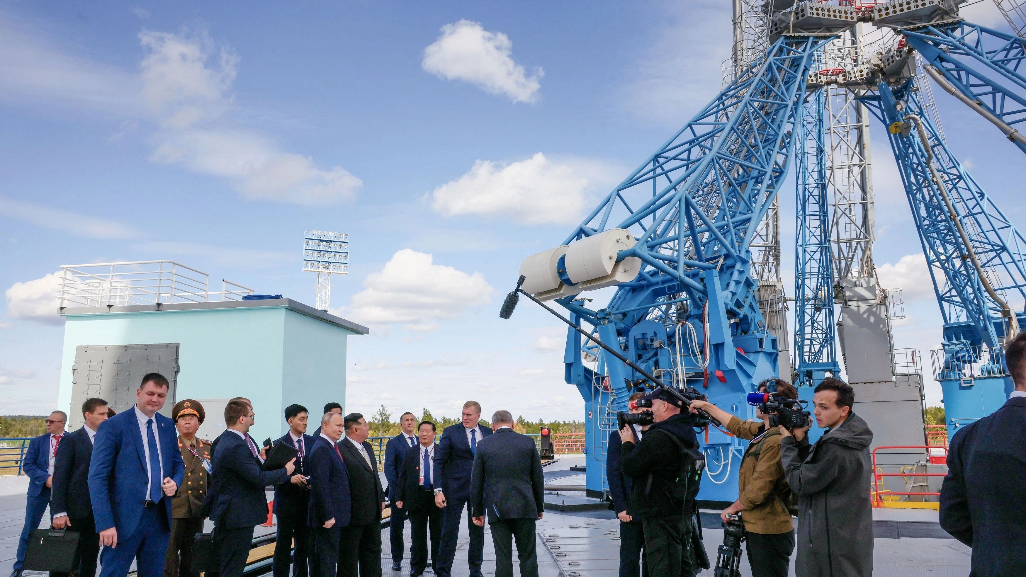 <div class="paragraphs"><p>Russia's President Vladimir Putin and North Korea's leader Kim Jong Un visit the Vostochny Сosmodrome in the far eastern Amur region, Russia, September 13, 2023.</p></div>