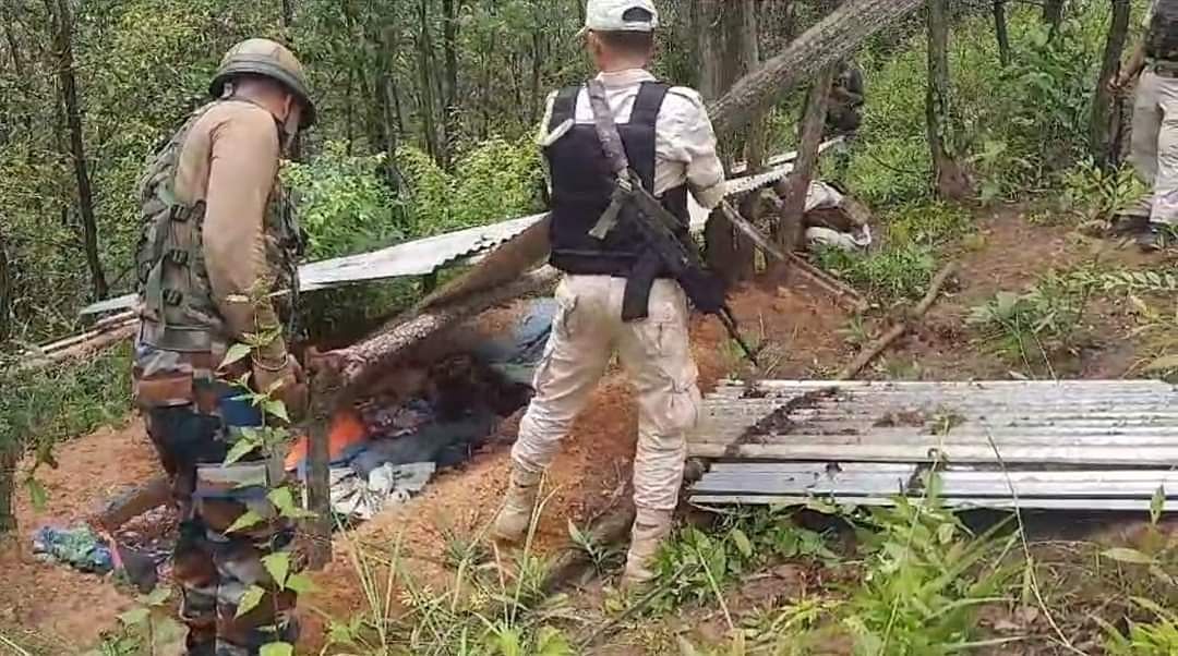 <div class="paragraphs"><p>Security forces dismantle a bunker in the Imphal East district in Manipur.</p></div>