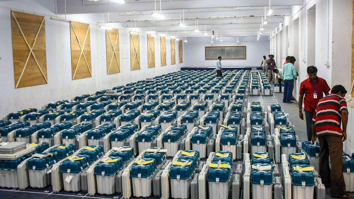 <div class="paragraphs"><p>Representative Image of EVM Machines. </p></div>