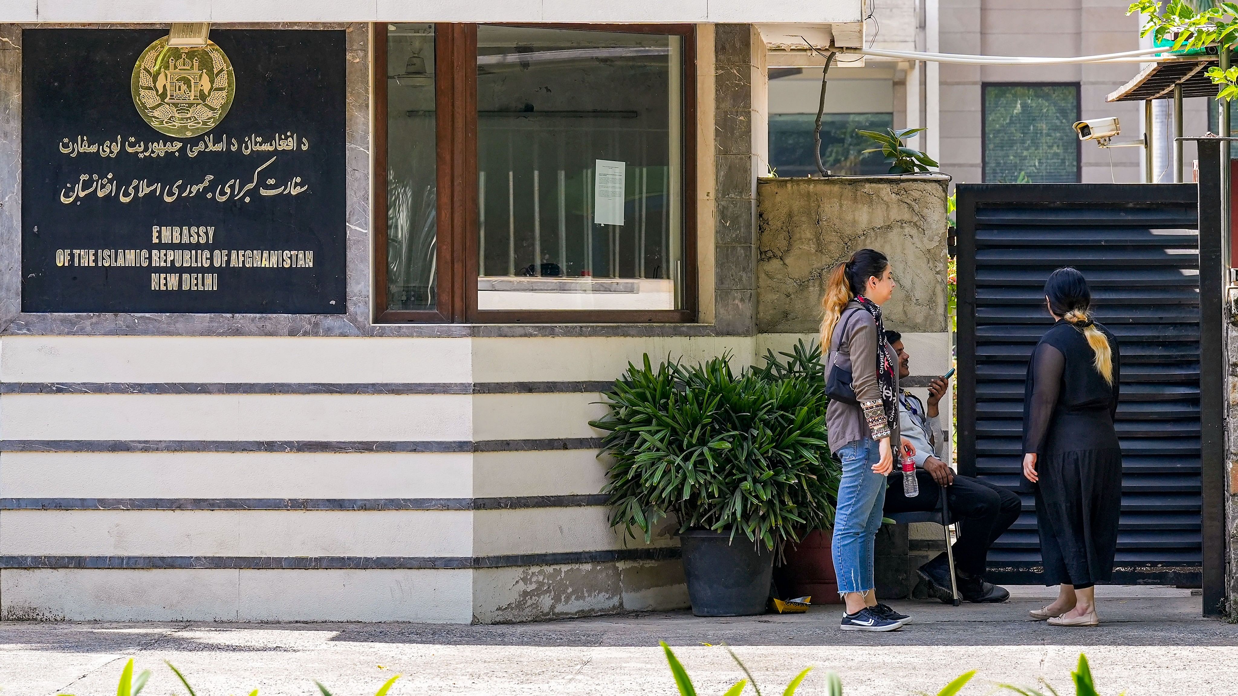 <div class="paragraphs"><p>People outside the Embassy of Afghanistan.&nbsp;</p></div>