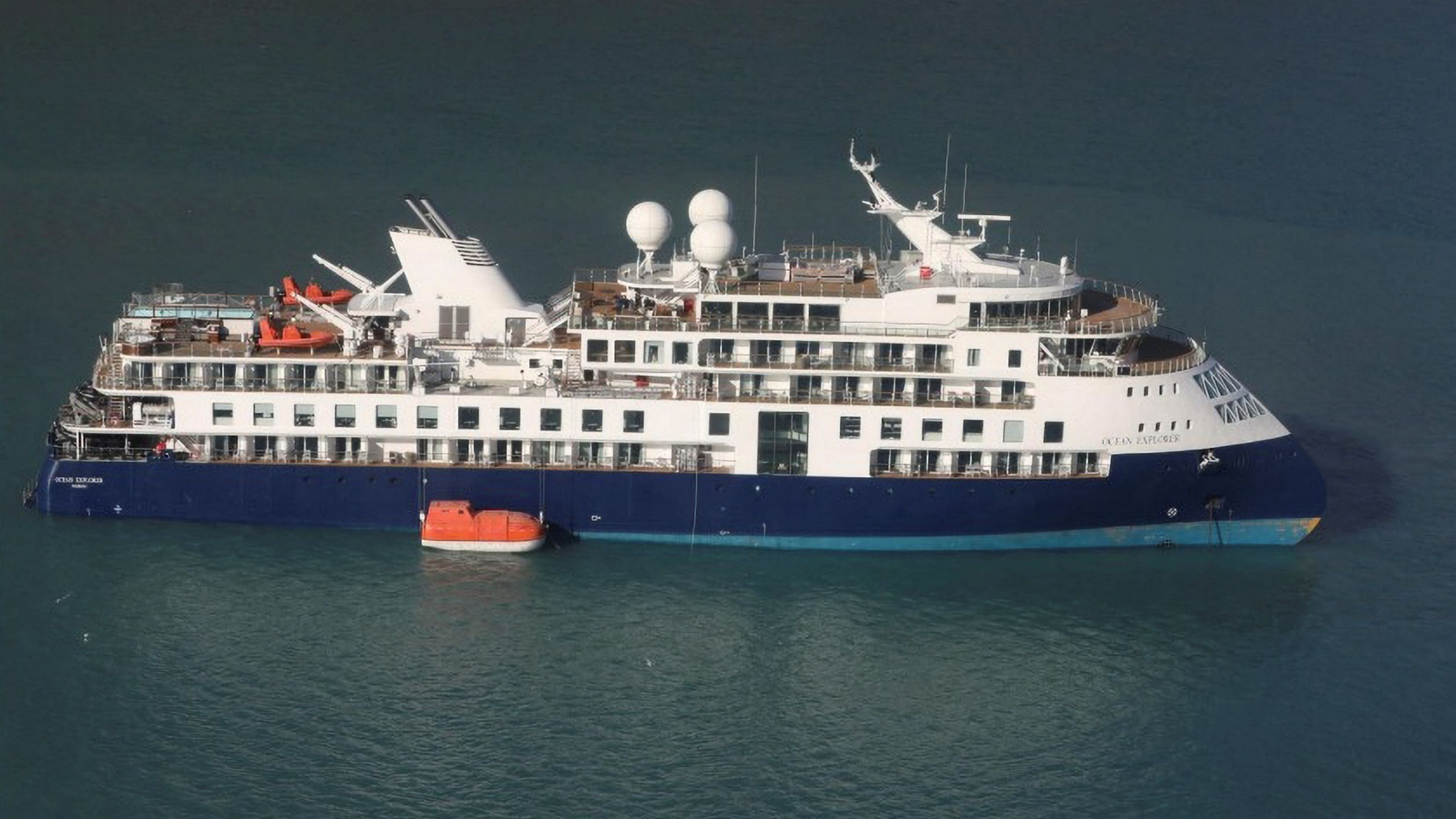 <div class="paragraphs"><p>View of the Ocean Explorer, a luxury cruise ship carrying 206 people that ran aground, in Alpefjord, Greenland, September 12, 2023.  </p></div>