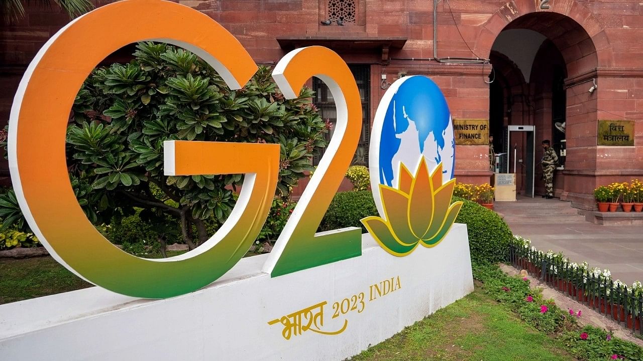 <div class="paragraphs"><p>G20 logo. </p></div>