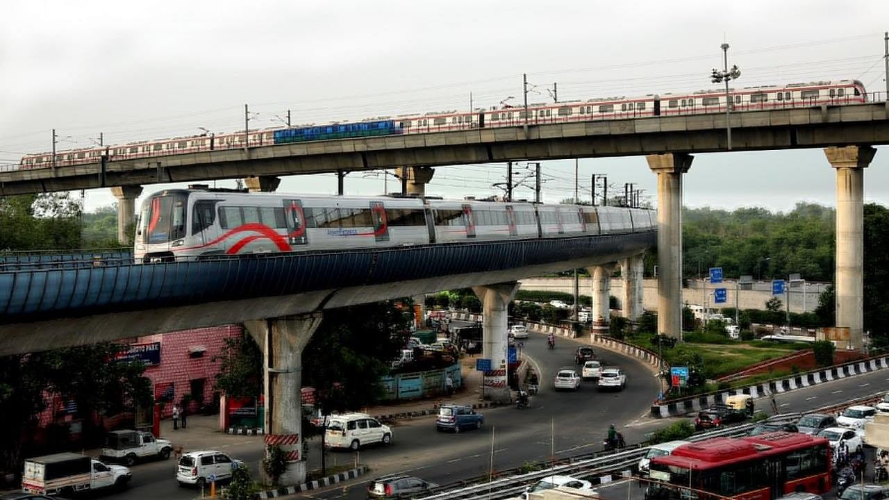 <div class="paragraphs"><p>Representative image of a metro of the Delhi Airport Metro Express line.&nbsp;</p></div>