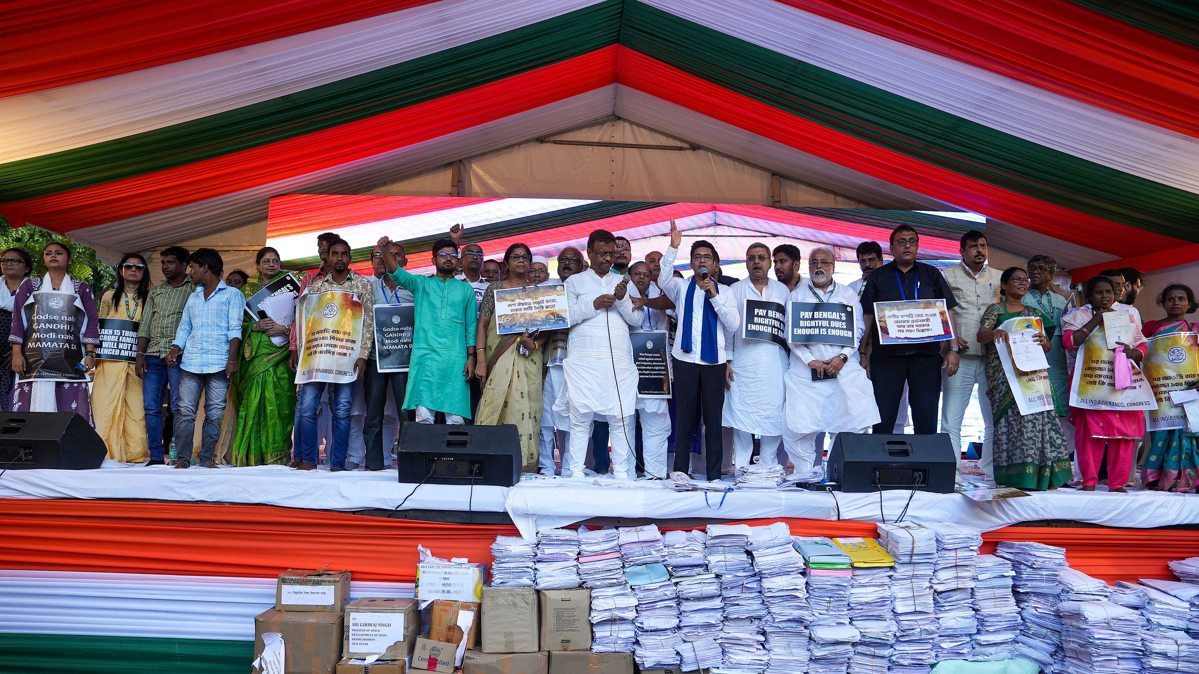 <div class="paragraphs"><p>TMC National General Secretary Abhishek Banerjee with party leaders during  during a protest against the central government over the alleged denial of MGNREGA scheme funds to the West Bengal government, at Jantar Mantar in New Delhi.</p></div>