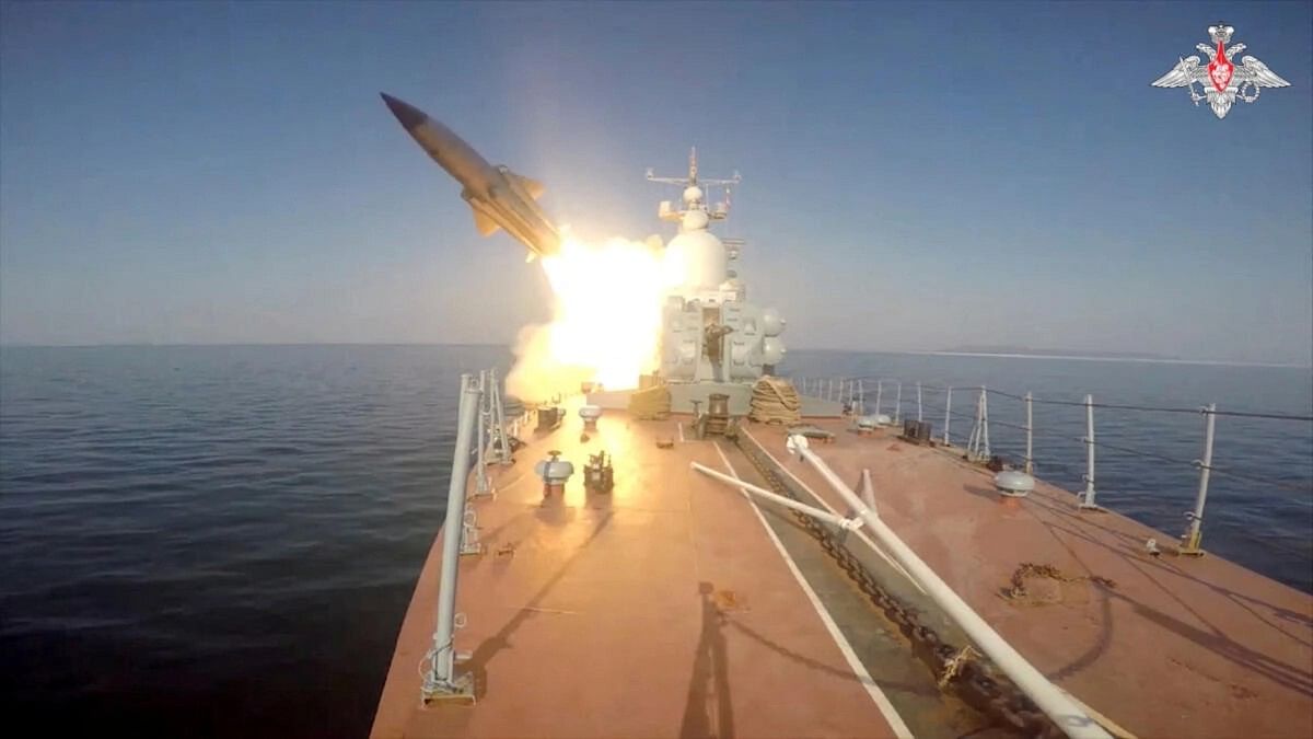 <div class="paragraphs"><p>Representative image of a Russian missile launched from its&nbsp; Pacific Fleet.</p></div>