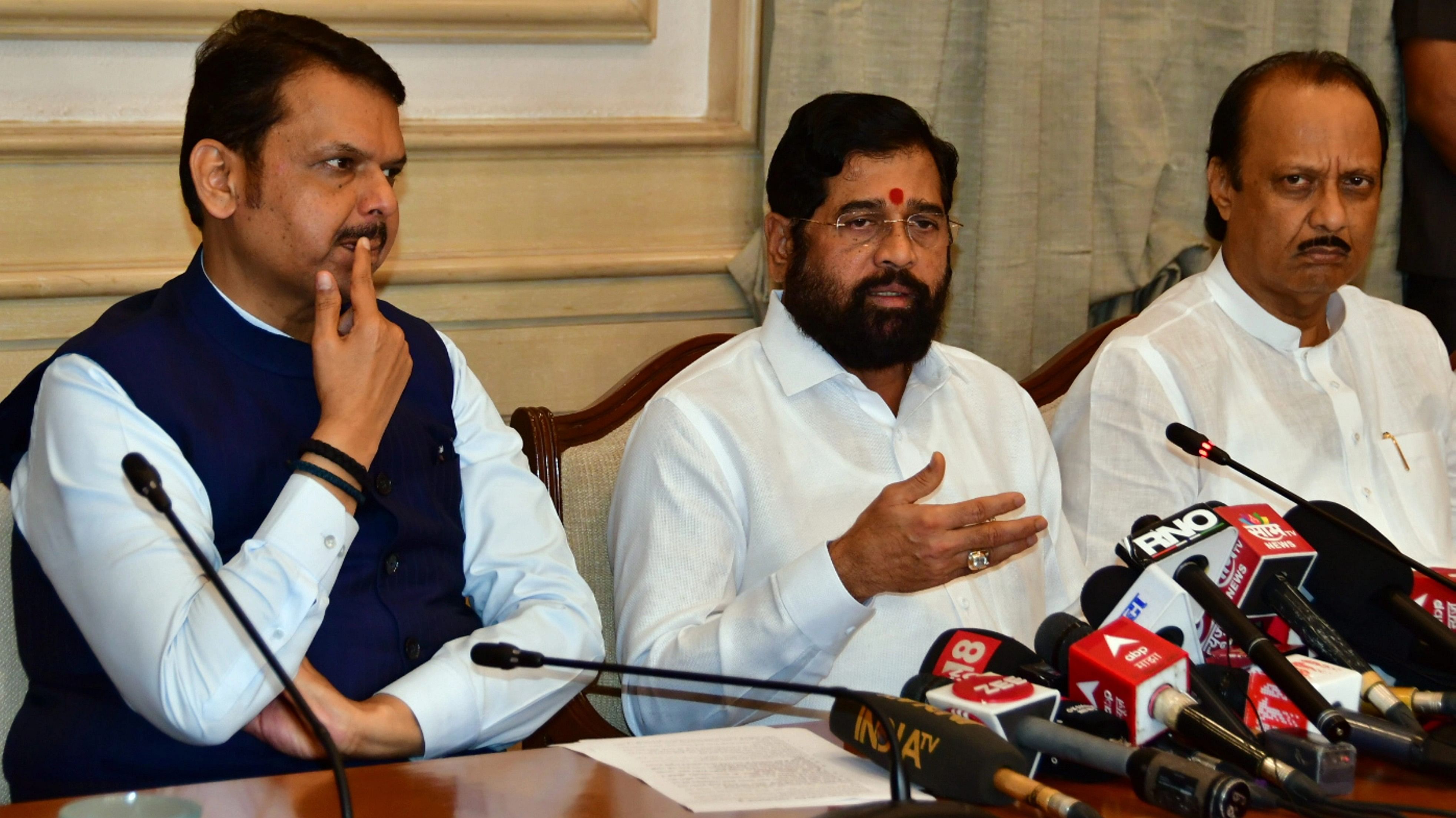 <div class="paragraphs"><p>Mumbai: Maharashtra CM Eknath Shinde (C), Deputy CM Devendra Fadnavis (L), and Deputy CM Ajit Pawar addressing the media  on the Maratha Reservation issue, at Sahyadri Guest House, in Mumbai, Monday, Sept. 11, 2023. </p></div>