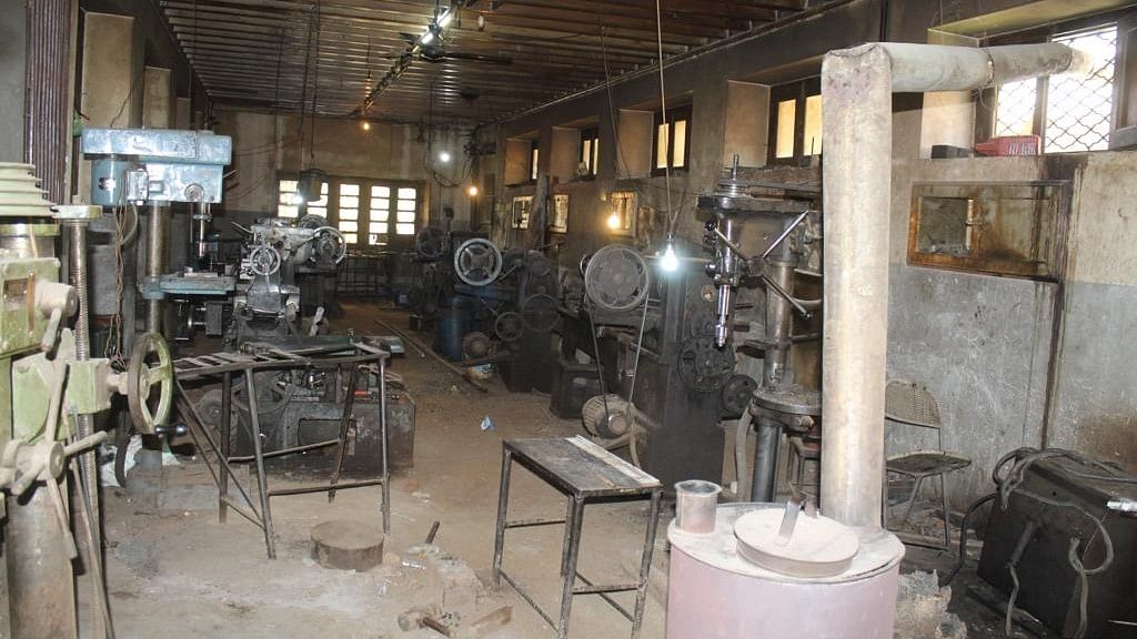 <div class="paragraphs"><p>The once-bustling&nbsp;gun&nbsp;factory now sits vacant. Artisans and gunsmiths from across India worked here.</p></div>