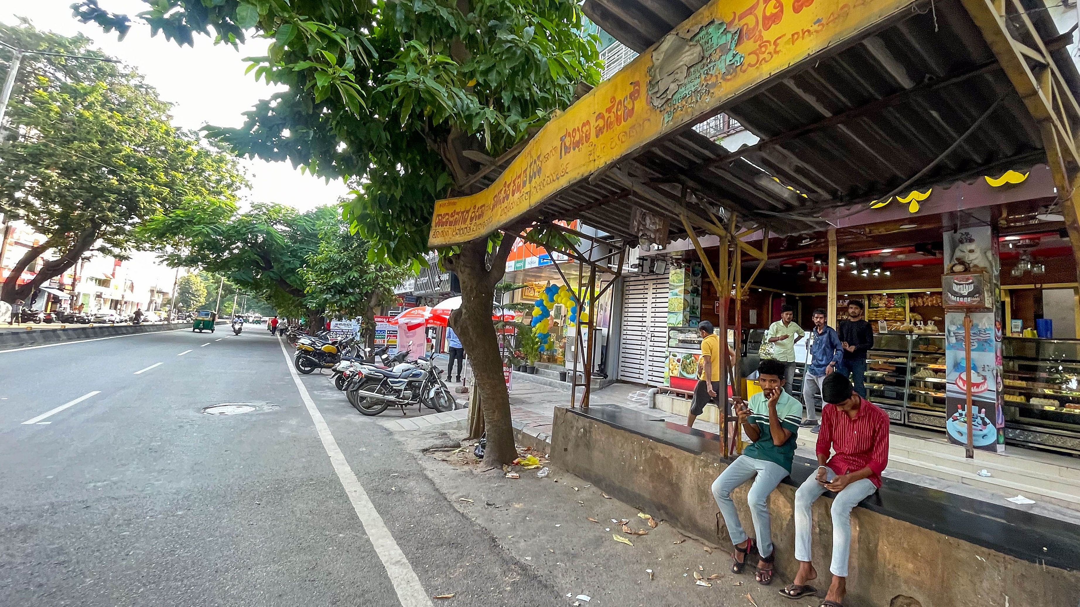 <div class="paragraphs"><p>The roof of the bus shelter, on the busy 80 feet road in Rajajinagar 6th Block,&nbsp;is in a dilapidated condition. </p></div>