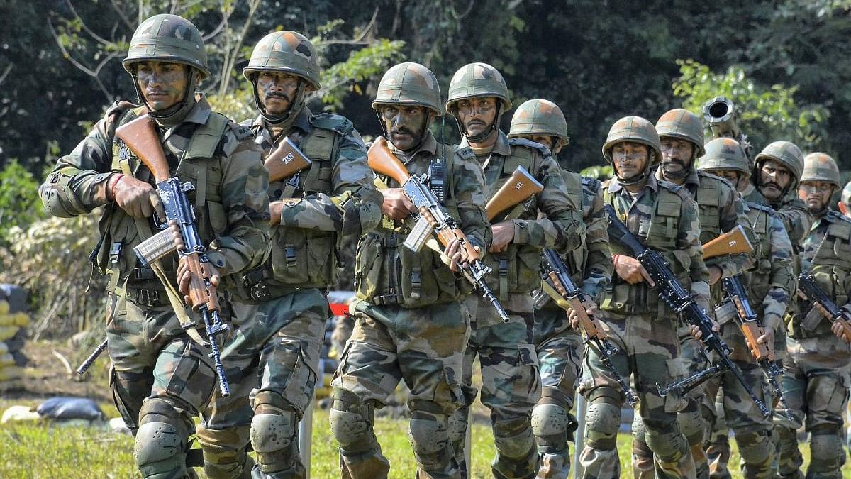 <div class="paragraphs"><p>Representative image of Indian Army men.&nbsp;</p></div>