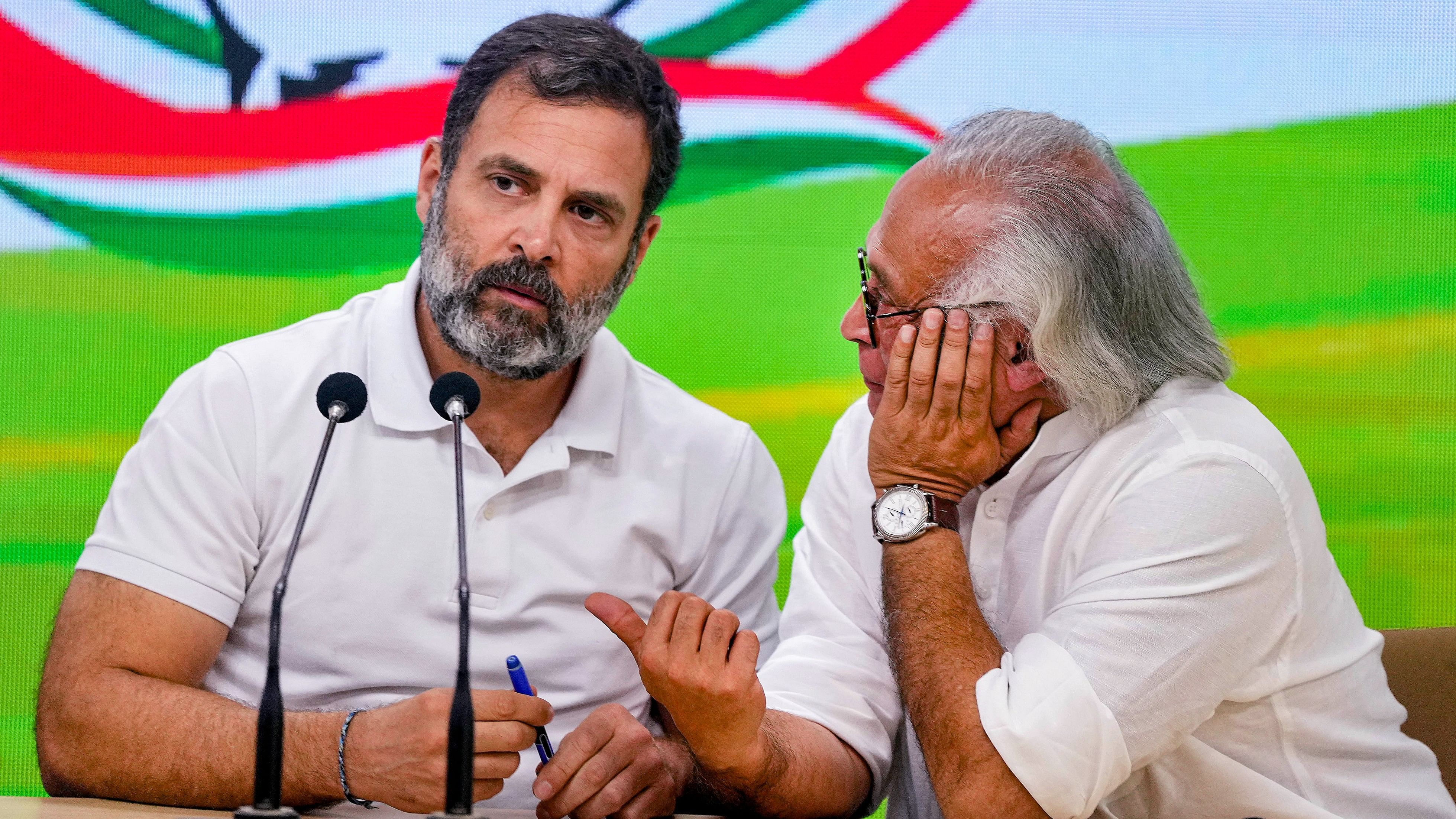 <div class="paragraphs"><p>Congress leaders Rahul Gandhi and Jairam Ramesh.</p></div>