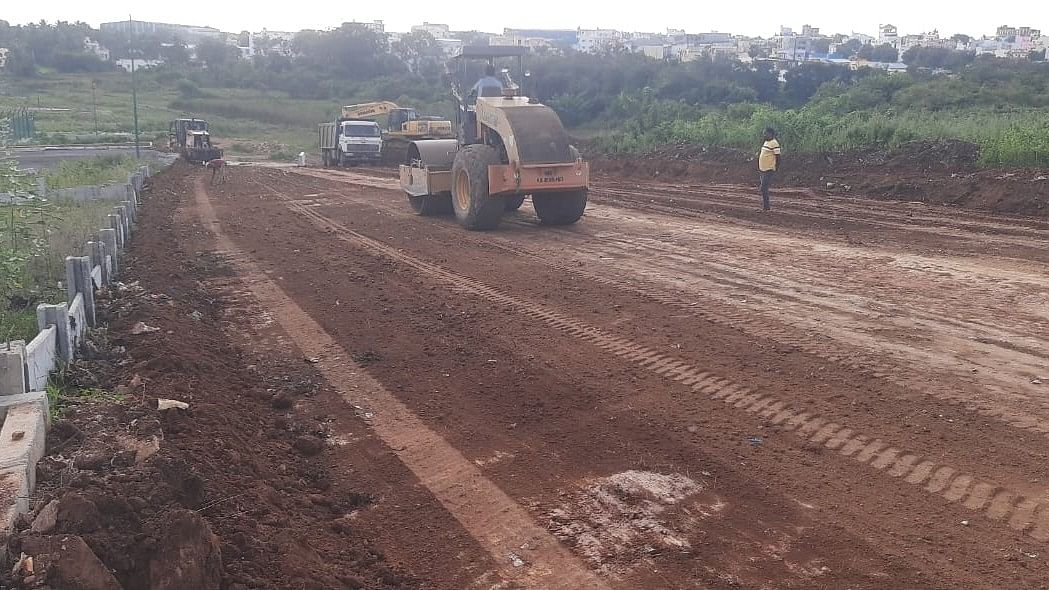 <div class="paragraphs"><p>The approach road from Kempegowda Layout being readied to connect major arterial roads. &nbsp;</p></div>