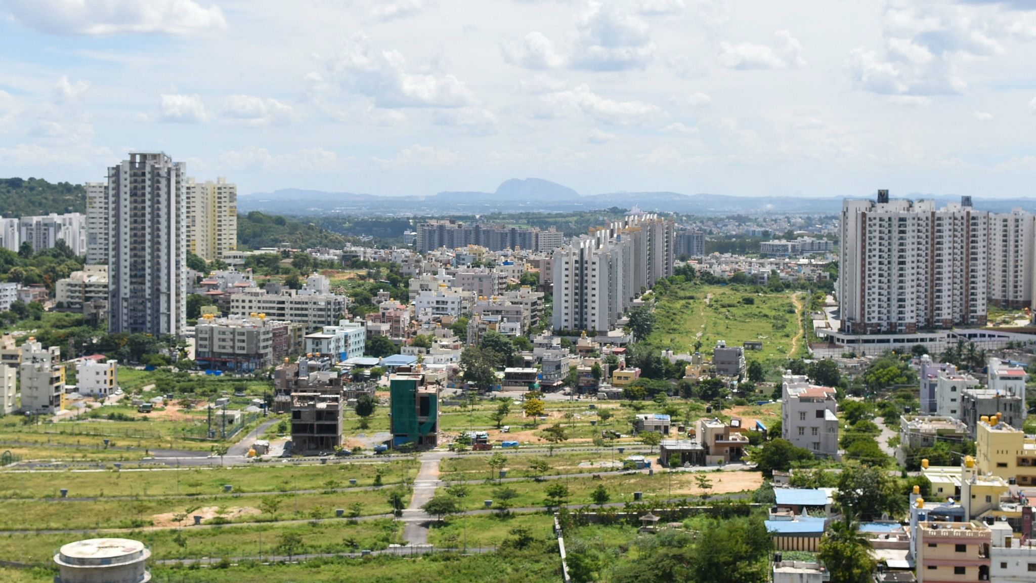 <div class="paragraphs"><p>A vew of Bengaluru urban area from the ISKCON Rajadhiraja Govinda temple off Kanakapura Road, Bengaluru, Tuesday, June 14. 2022.</p></div>