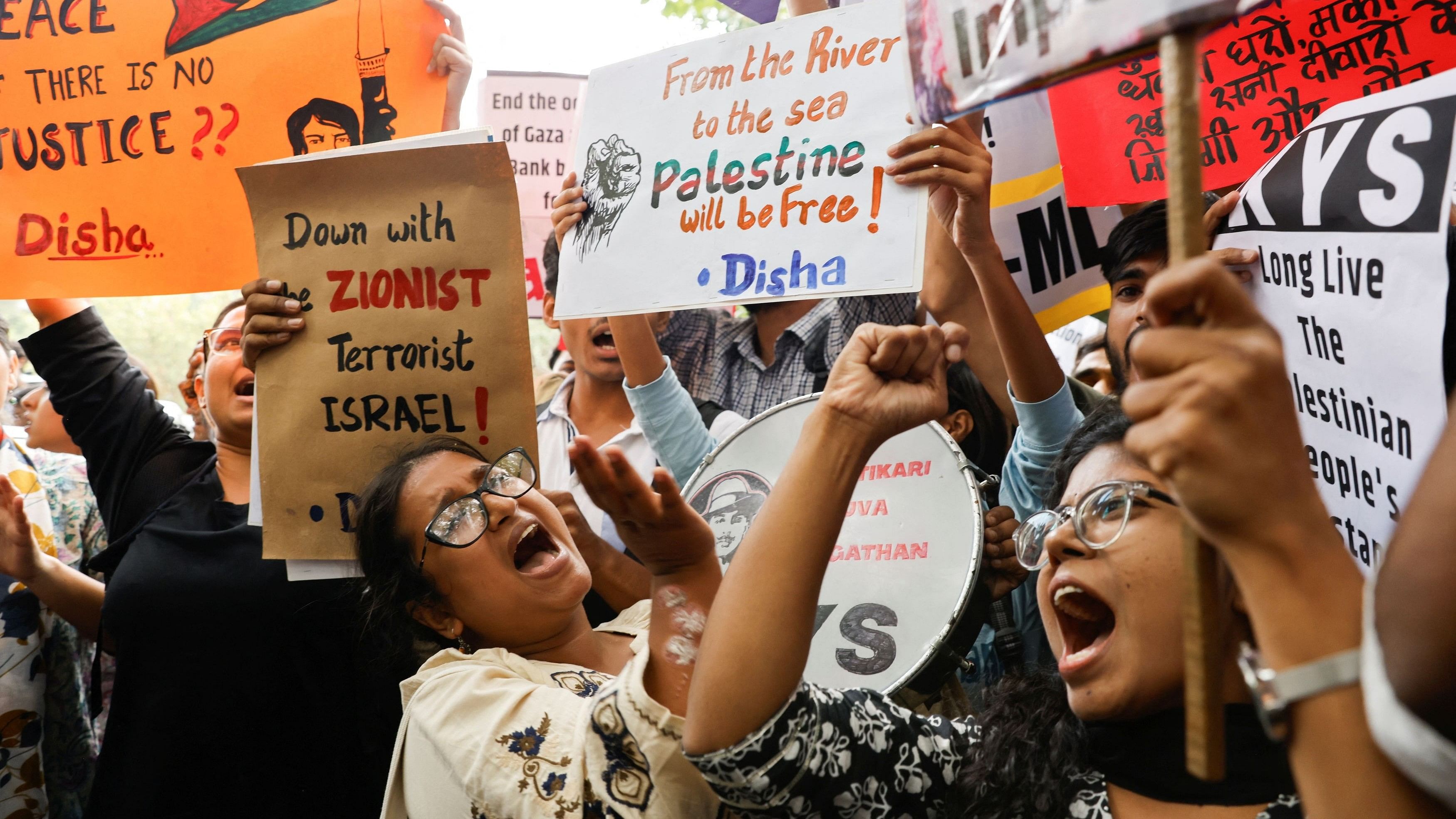 <div class="paragraphs"><p>Members of different student and left-wing organisations protest in support of Palestinians in Gaza as the conflict between Israel and Hamas continues, near Jantar Mantar in New Delhi.</p></div>