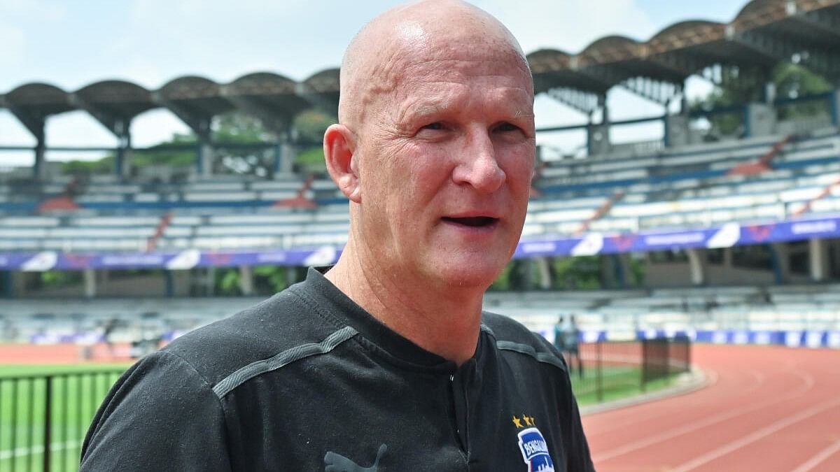 <div class="paragraphs"><p>Bengaluru FC Head Coach Simon Grayson seen after  the Pre-Match Press Conference, ahead of Indian Super League, against East Bengal FC, at Kanteerava Stadium, in Bengaluru on Tuesday.</p></div>