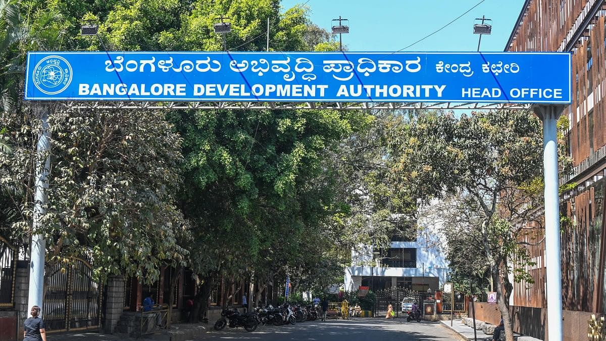 <div class="paragraphs"><p>Bangalore Development Authority head office</p></div>
