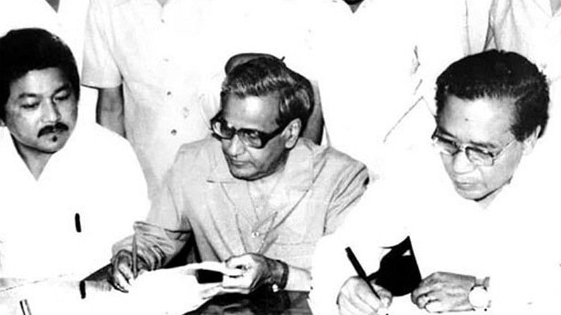 <div class="paragraphs"><p>Mizo Peace Accord signed between Laldenga &amp; the Centre under PM Rajiv Gandhi.</p></div>