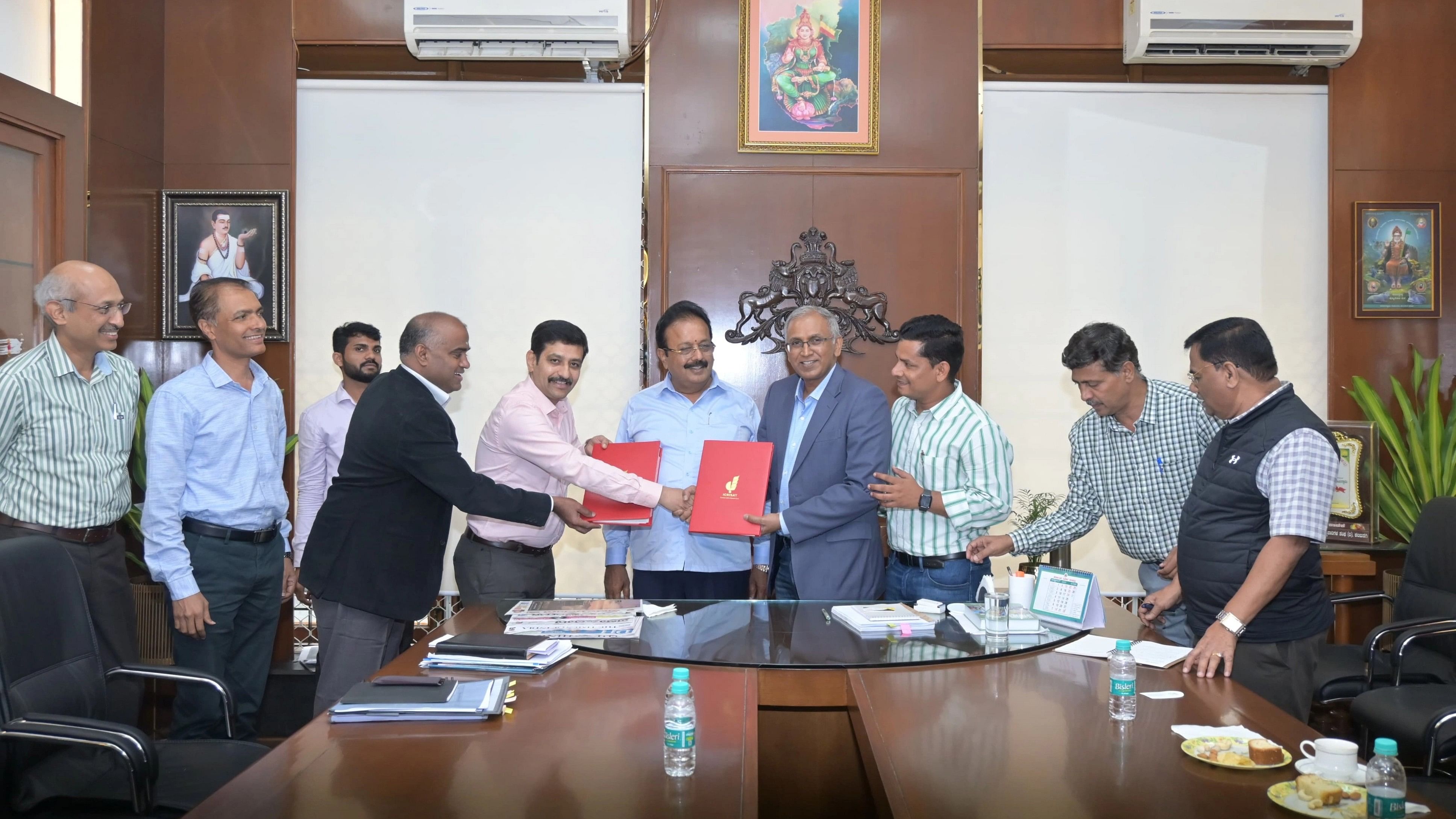 <div class="paragraphs"><p>The agreement was inked in the presence of Agriculture Minister N Chaluvarayaswamy.</p></div>