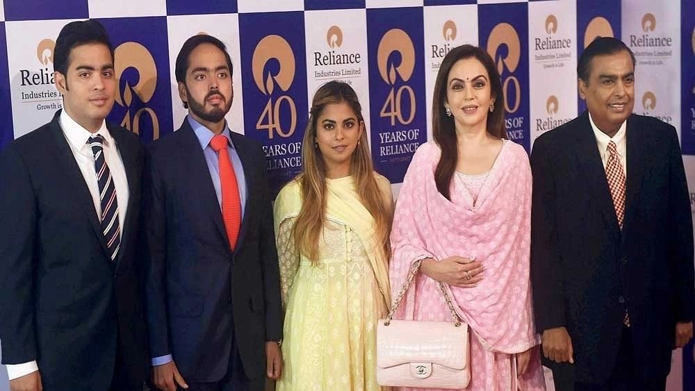 <div class="paragraphs"><p>Reliance Industries Chairman Mukesh Ambani with wife Nita Ambani and children Anant Ambani, Isha Ambani and Akash Ambani.</p></div>