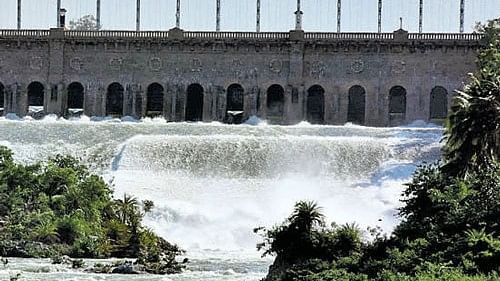<div class="paragraphs"><p>The CWRC had in September ordered Karnataka to ensure the release of 5,000 cusecs of Cauvery water from September 28 to October 15.</p></div>
