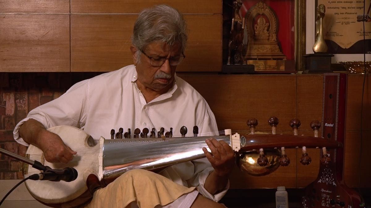 <div class="paragraphs"><p>File photo of sarod maestro Pandit Rajeev Taranath.</p></div>