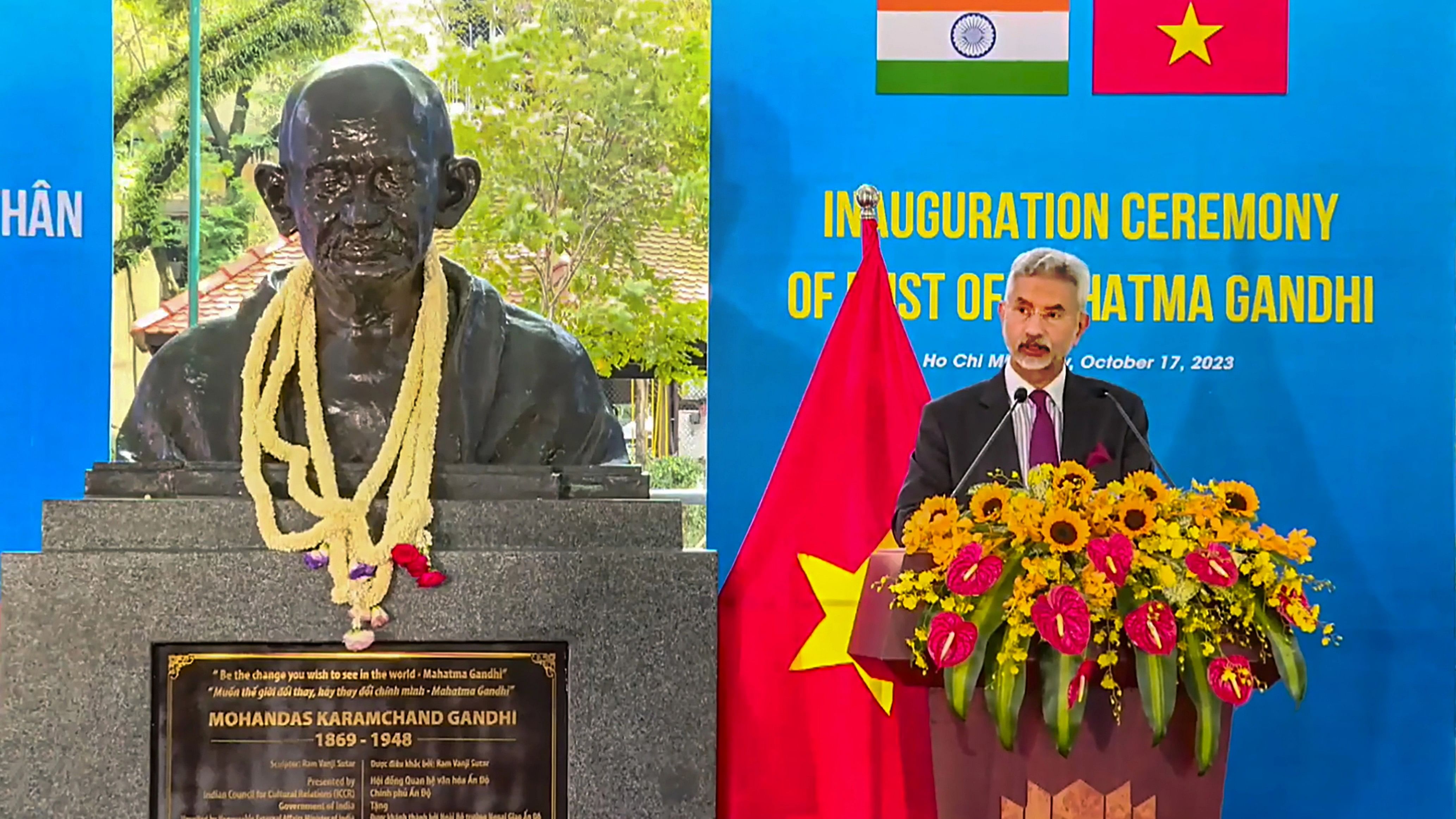 <div class="paragraphs"><p> External Affairs Minister S Jaishankar speaks at the unveiling ceremony of the bust of Mahatma Gandhi in Ho Chi Minh City, in Vietnam. </p></div>