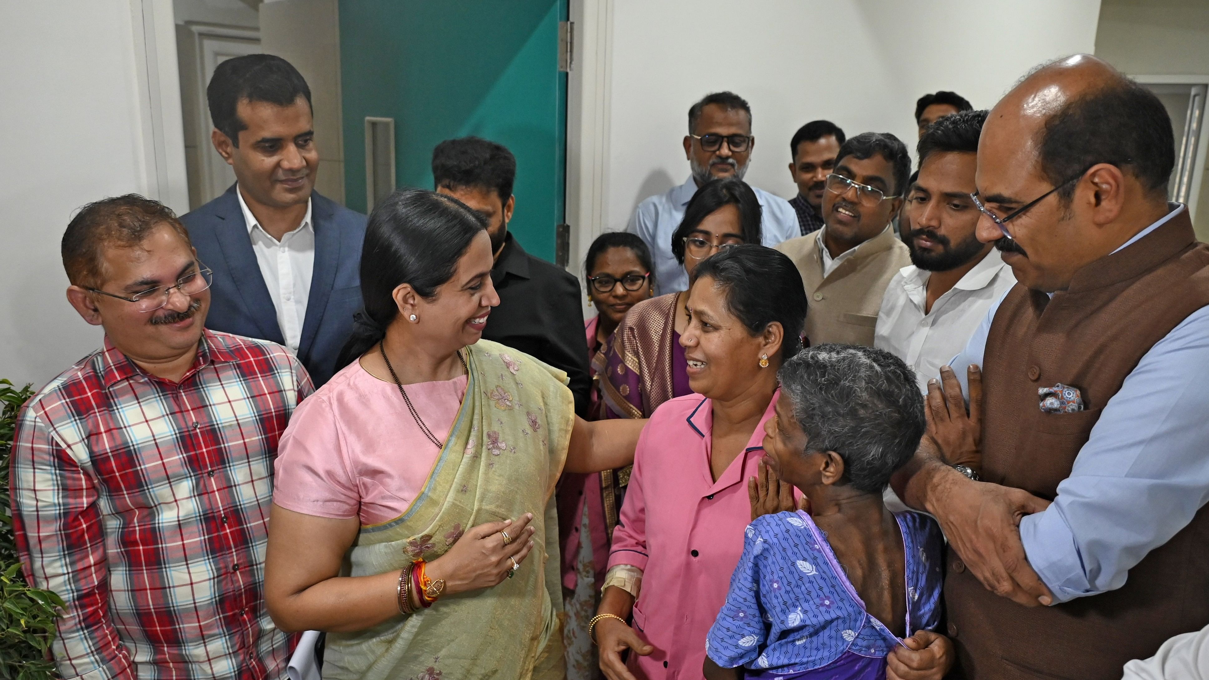 <div class="paragraphs"><p>Minister Laxmi Hebbalkar interacts with the staff and inmates of 'Grandma Home' on Friday. </p></div>