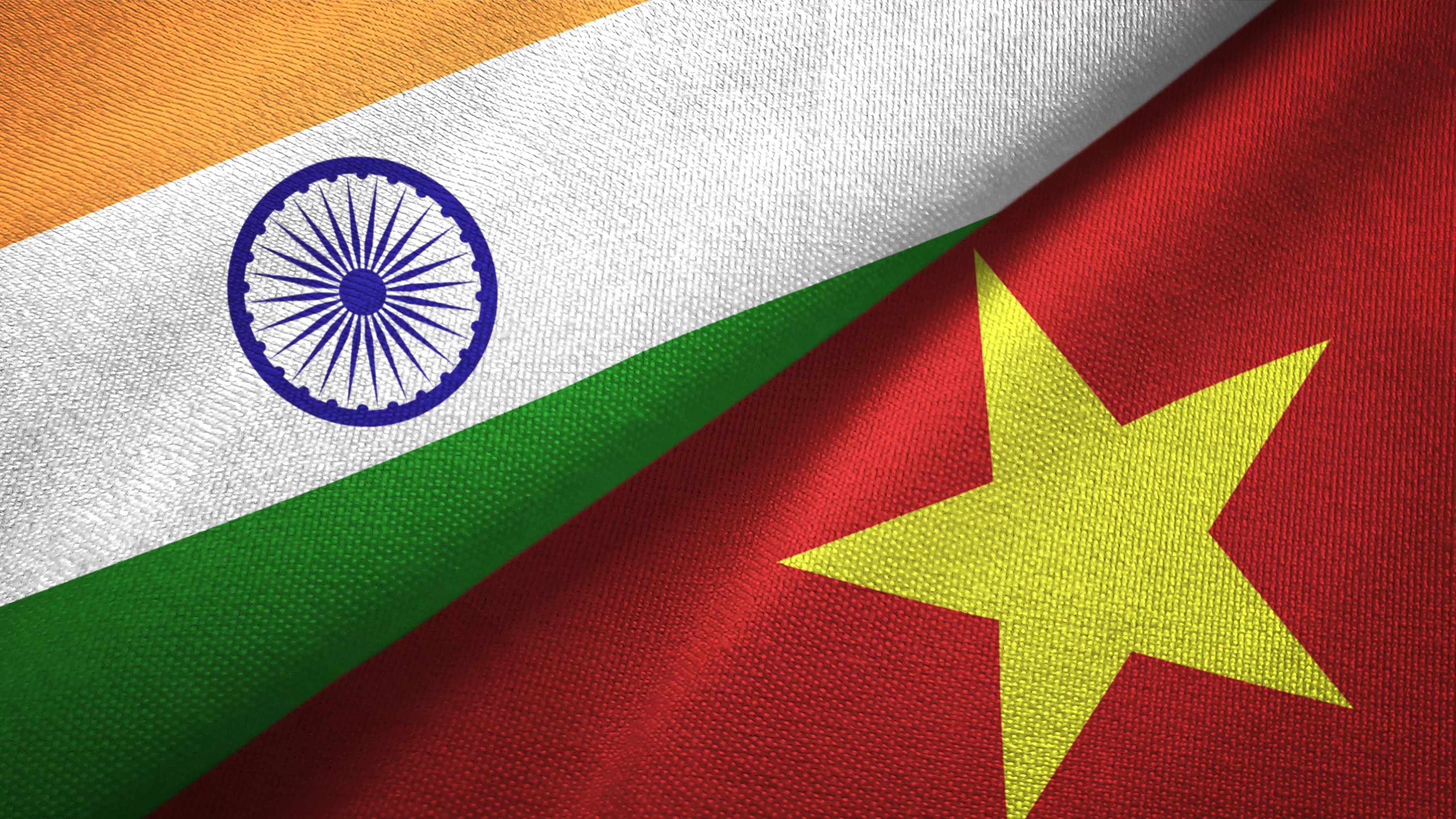 <div class="paragraphs"><p>India and Vietnam flags.</p></div>