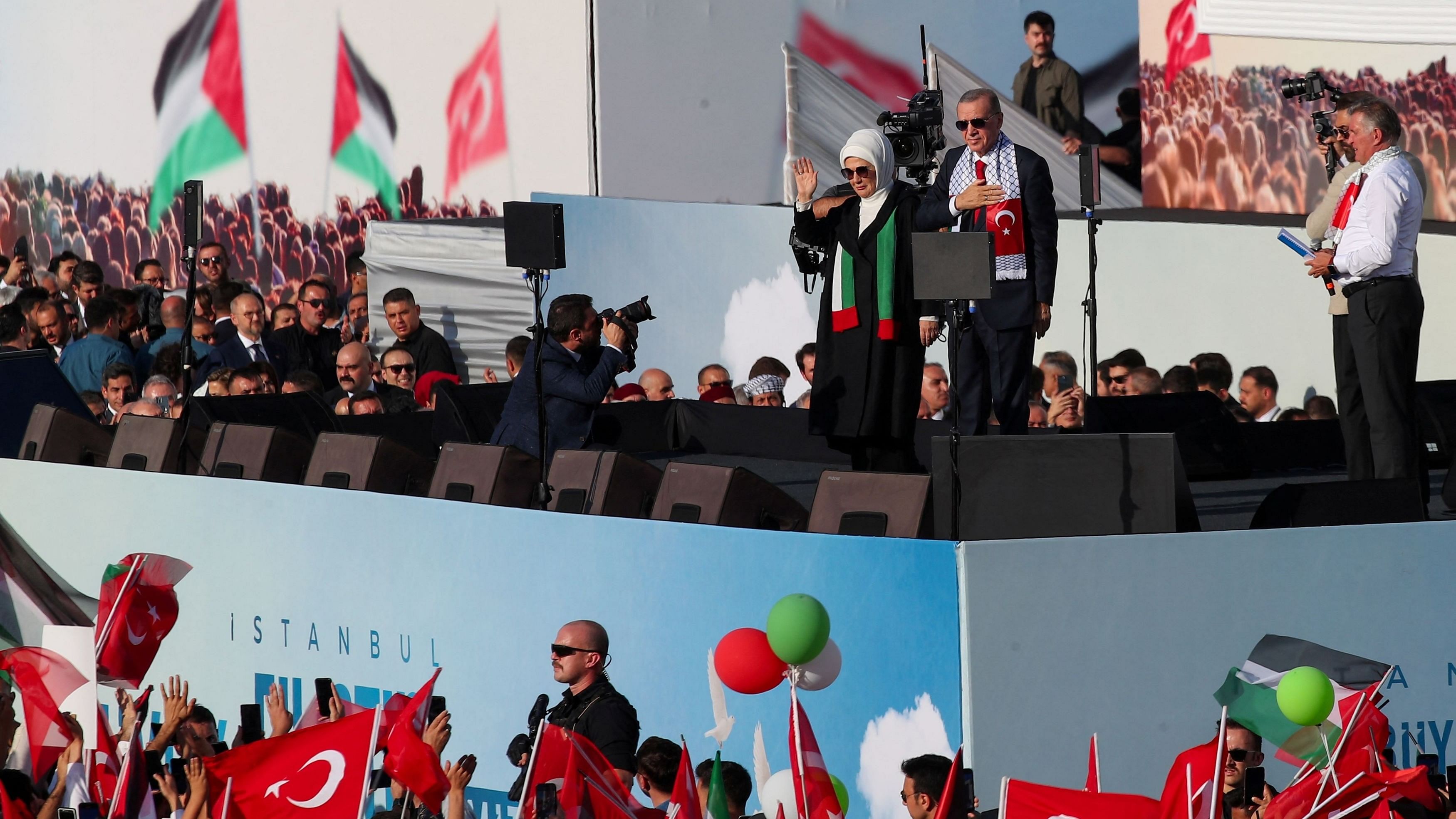 <div class="paragraphs"><p>Turkish President Tayyip Erdogan attends a rally in solidarity with Palestinians in Gaza, amid the ongoing conflict between Israel and the Palestinian Islamist group Hamas, in Istanbul, Turkey October 28, 2023. </p></div>