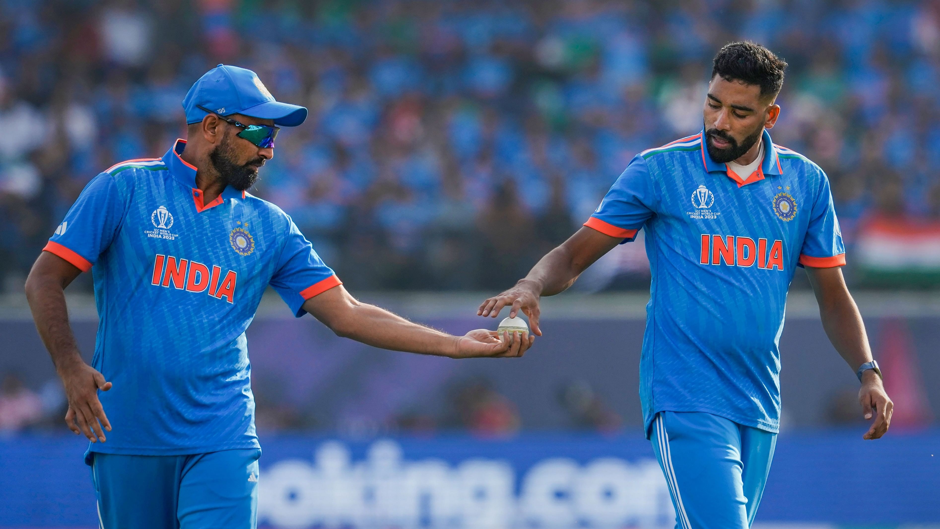 <div class="paragraphs"><p>India's Mohammed Shami (L) and Mohammed Siraj (R).</p></div>