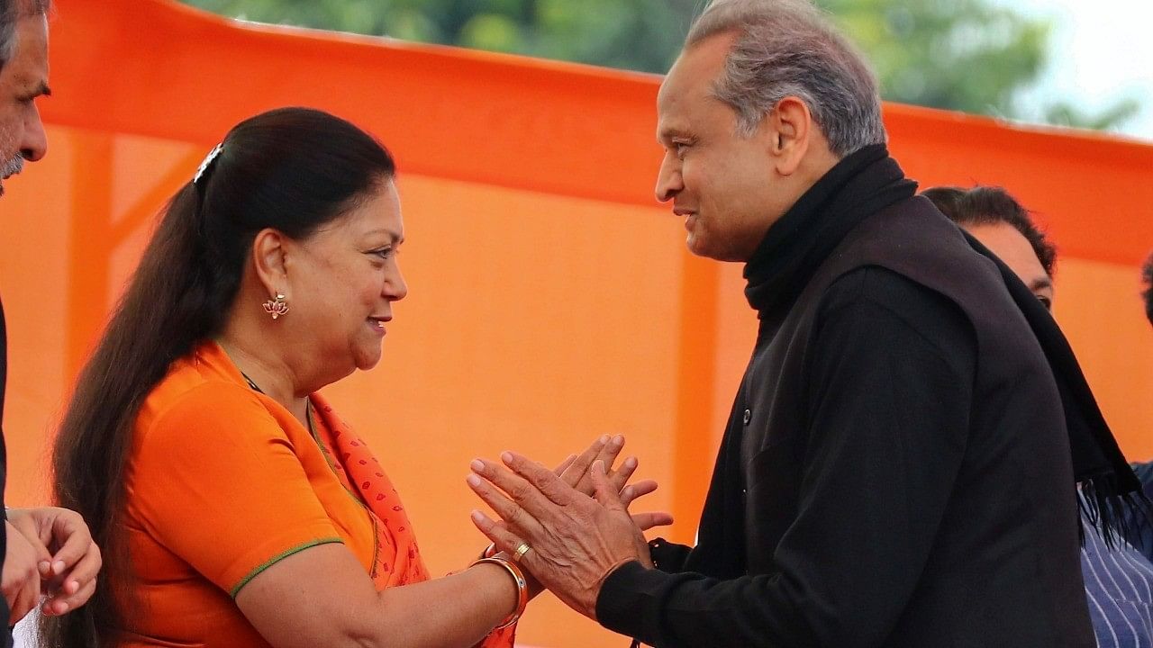 <div class="paragraphs"><p>File Photo: Former Rajasthan CM Vasundhara Raje (L) and current CM Ashok Gehlot. </p></div>