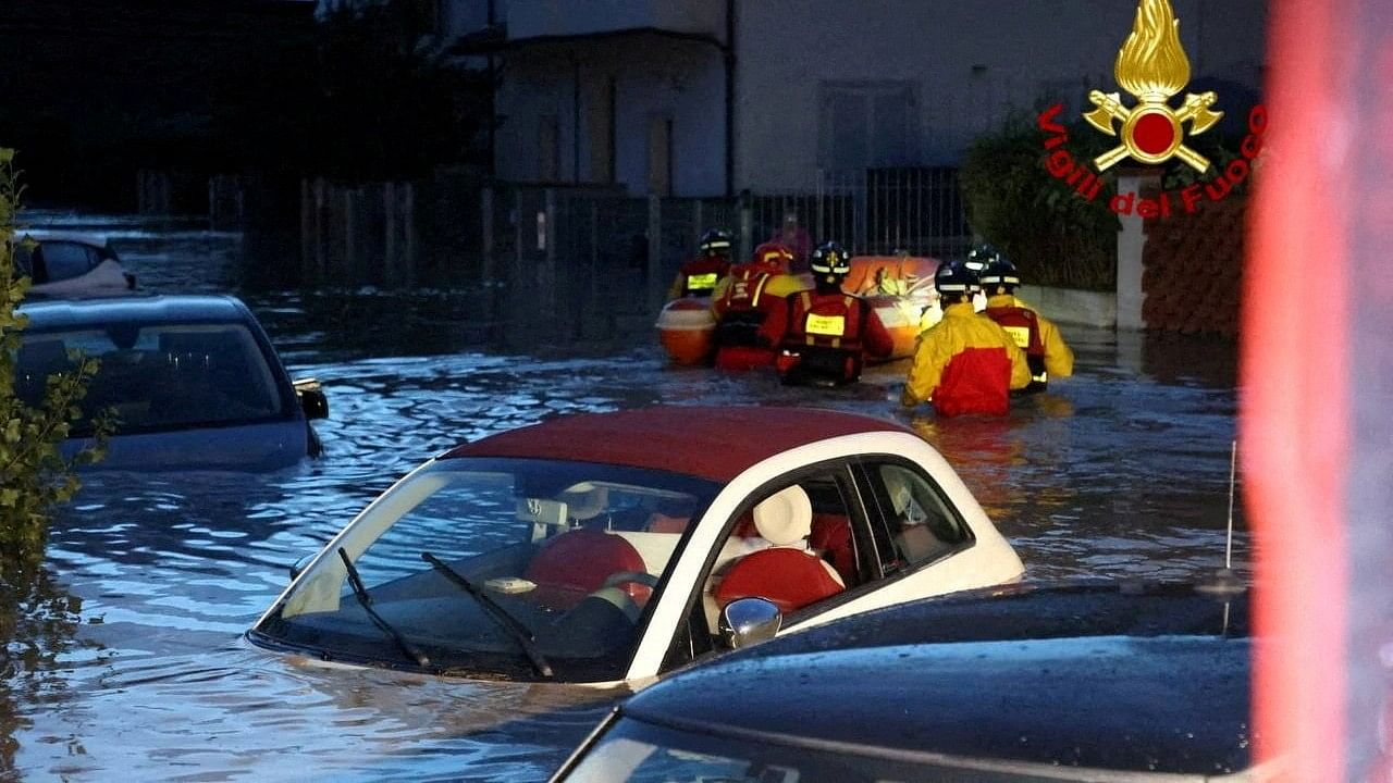 <div class="paragraphs"><p>Italian firefighters work in flooded streets in the Tuscany region, Italy, November 3, 2023. </p></div>