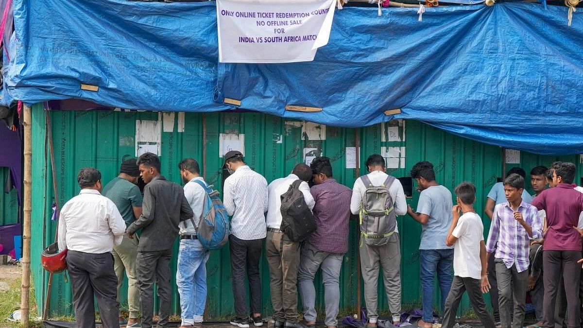 <div class="paragraphs"><p>Representative image of fans at  a ticket counter ahead of the ICC Men's Cricket World Cup 2023 match between India and South Africa in Kolkata.&nbsp;</p></div>