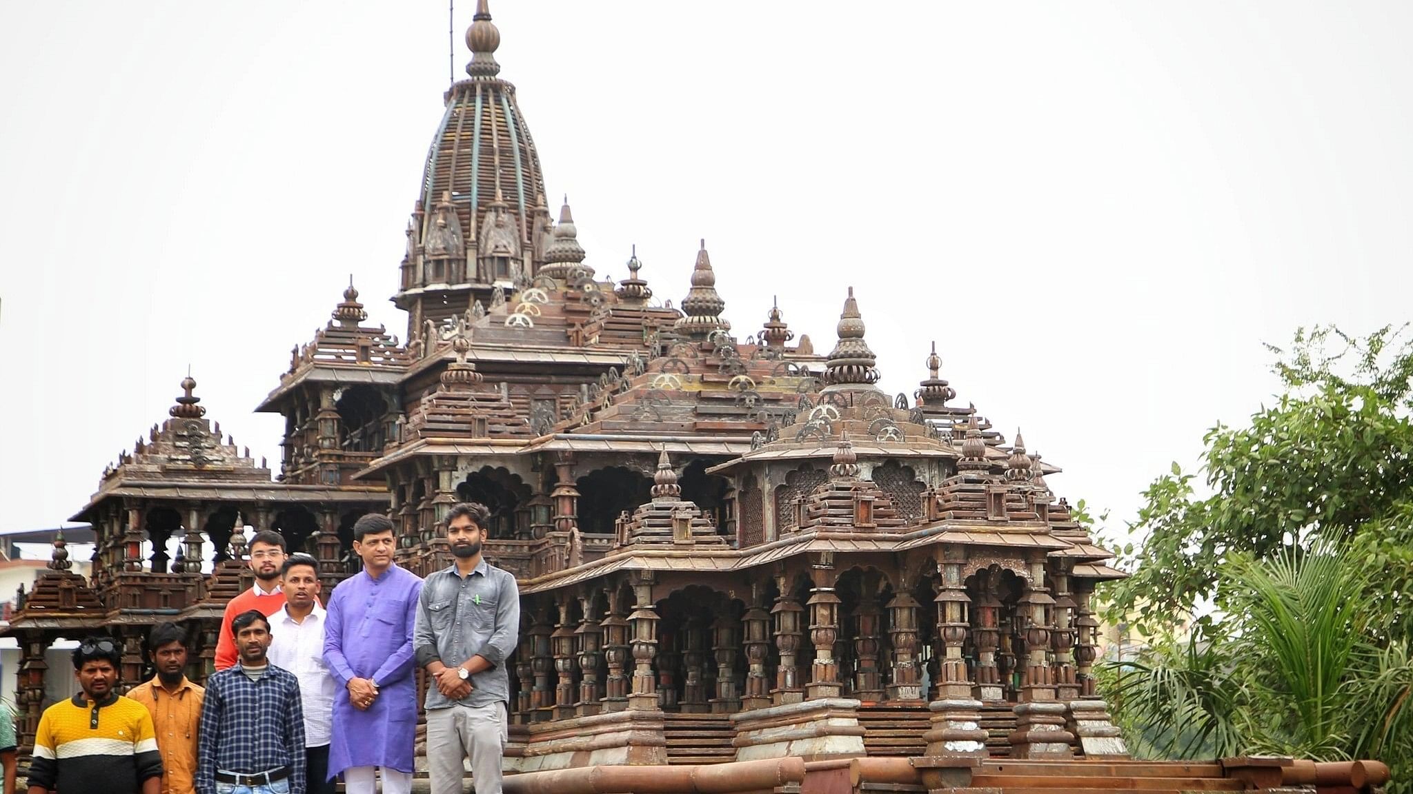 <div class="paragraphs"><p>The replica of the Ayodhya Ram temple has been built using 21 tons of iron scrap.&nbsp;</p></div>