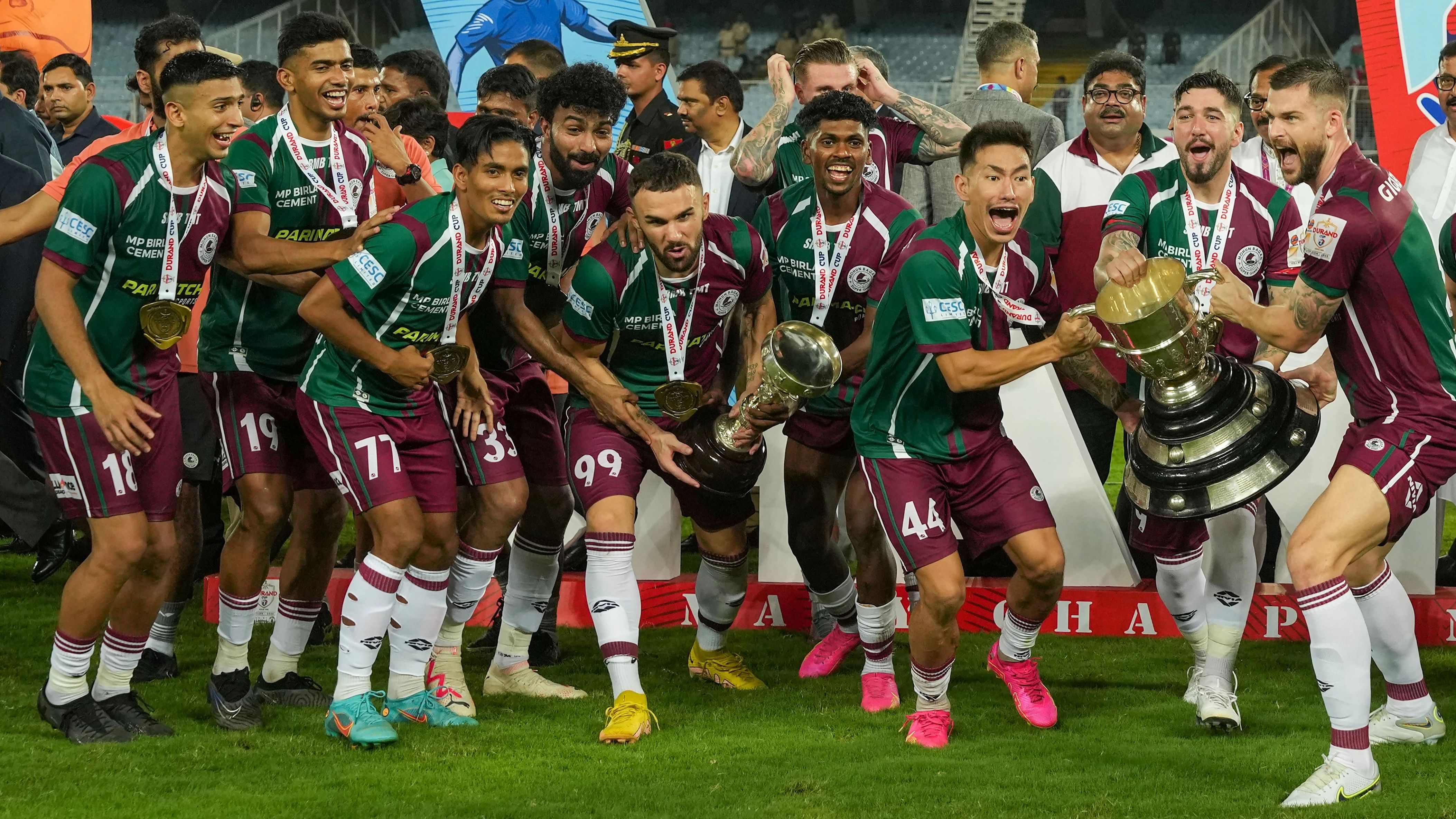 <div class="paragraphs"><p>File photo of Mohun Bagan Super Giant players at the132nd Durand Cup final. </p></div>