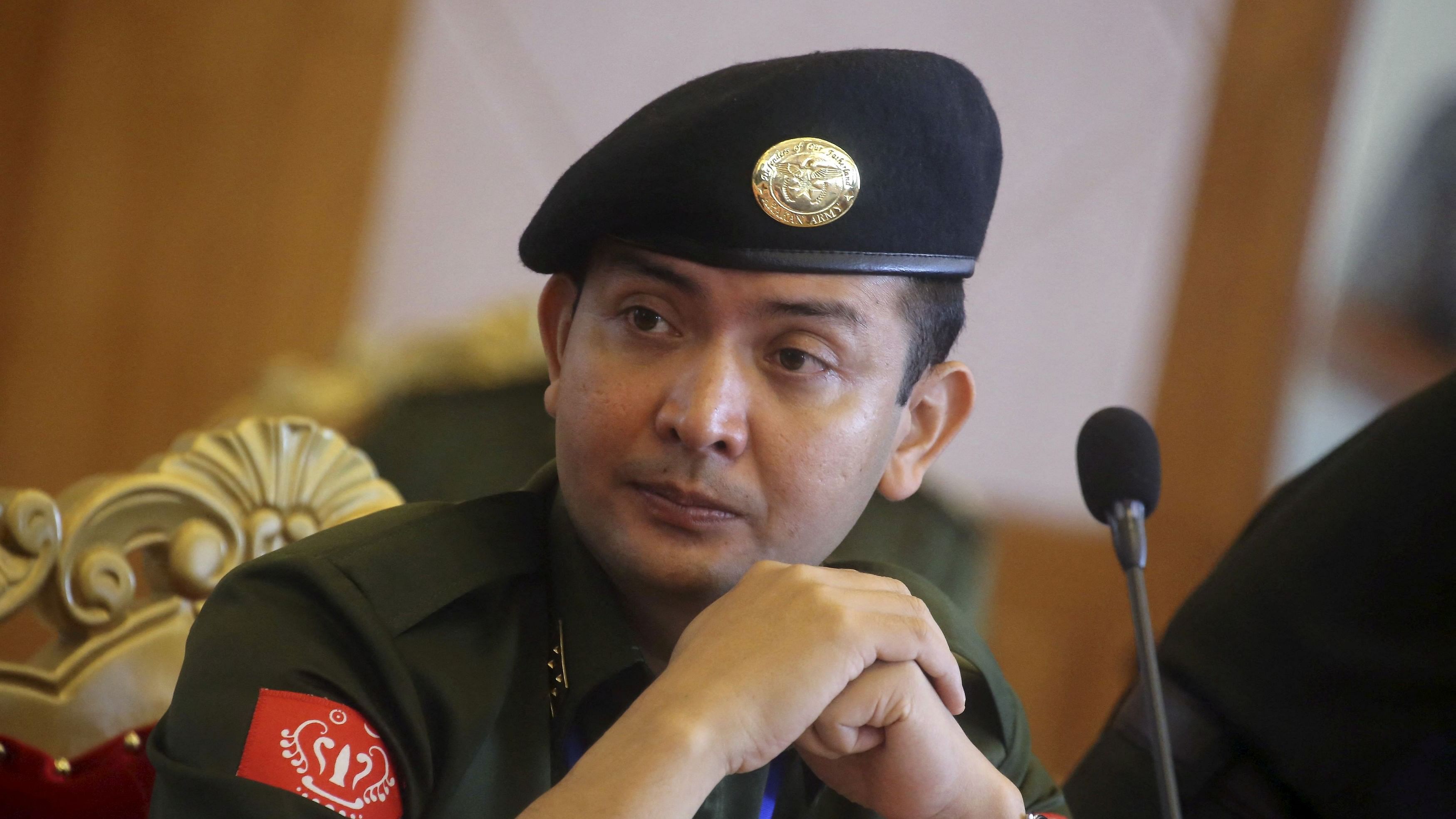 <div class="paragraphs"><p>Tun Myat Naing, commander-in-chief of the Arakan Army (AA), attends a meeting of leaders of Myanmar's ethnic armed groups in Shan State.</p></div>