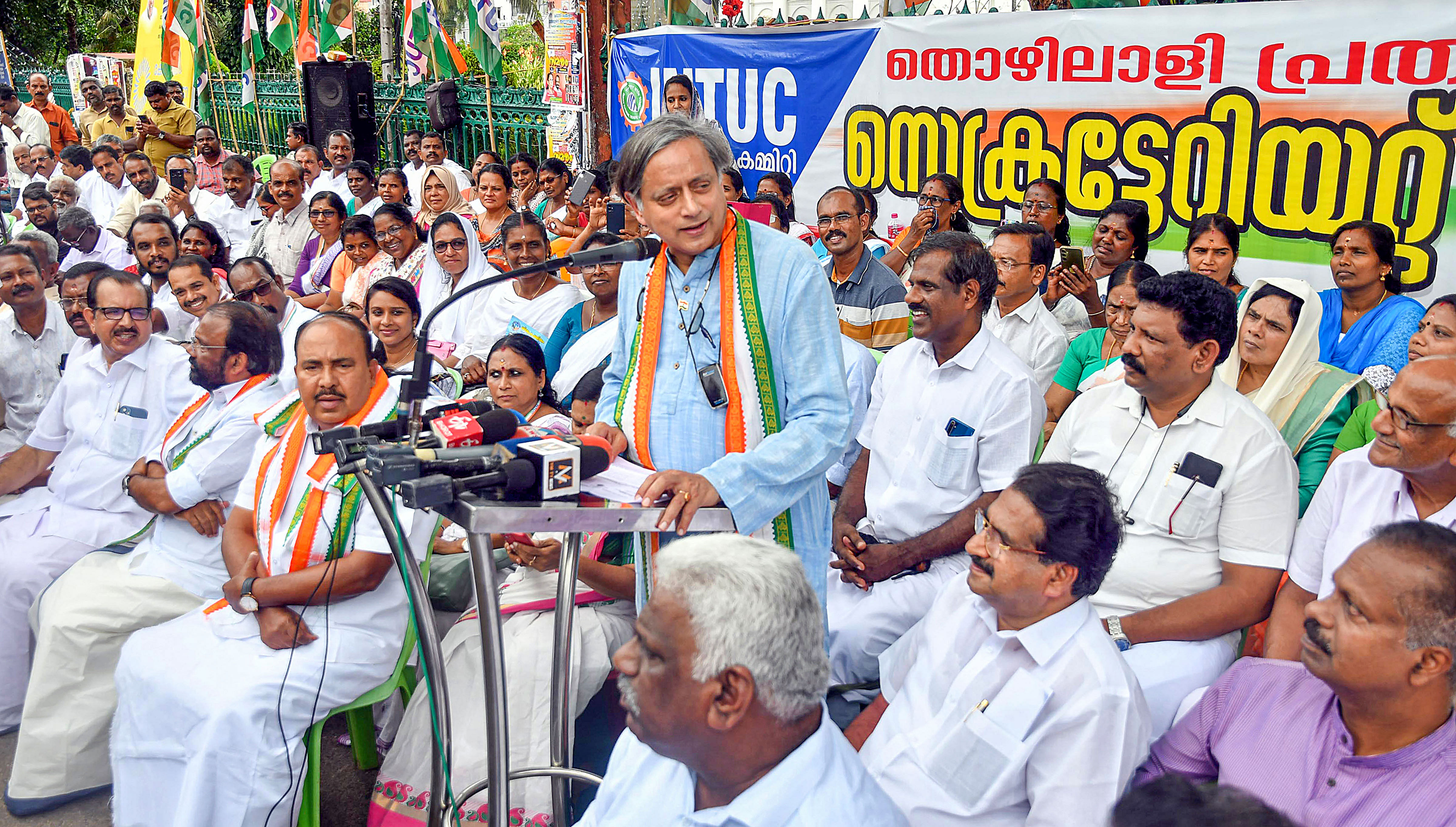 <div class="paragraphs"><p>Congress leader Shashi Tharoor speaks a protest meet organised by the INTUC workers, in Thiruvananthapuram, Wednesday, Nov. 8, 2023.</p></div>