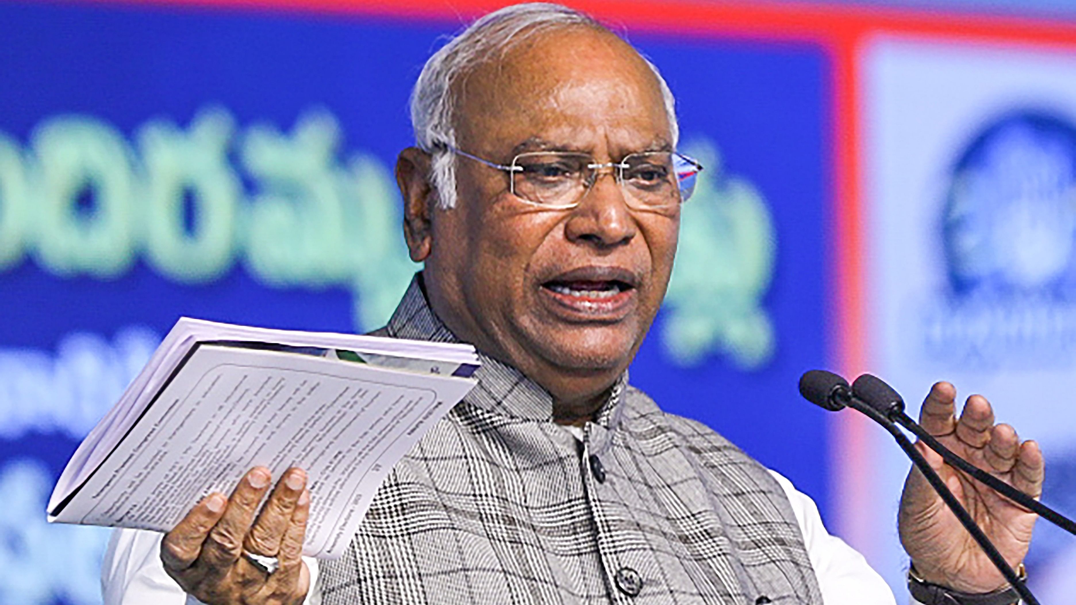 <div class="paragraphs"><p>Congress President Mallikarjun Kharge addresses a gathering after releasing the party's manifesto ahead of Telangana Assembly elections, in Hyderabad.&nbsp;</p></div>