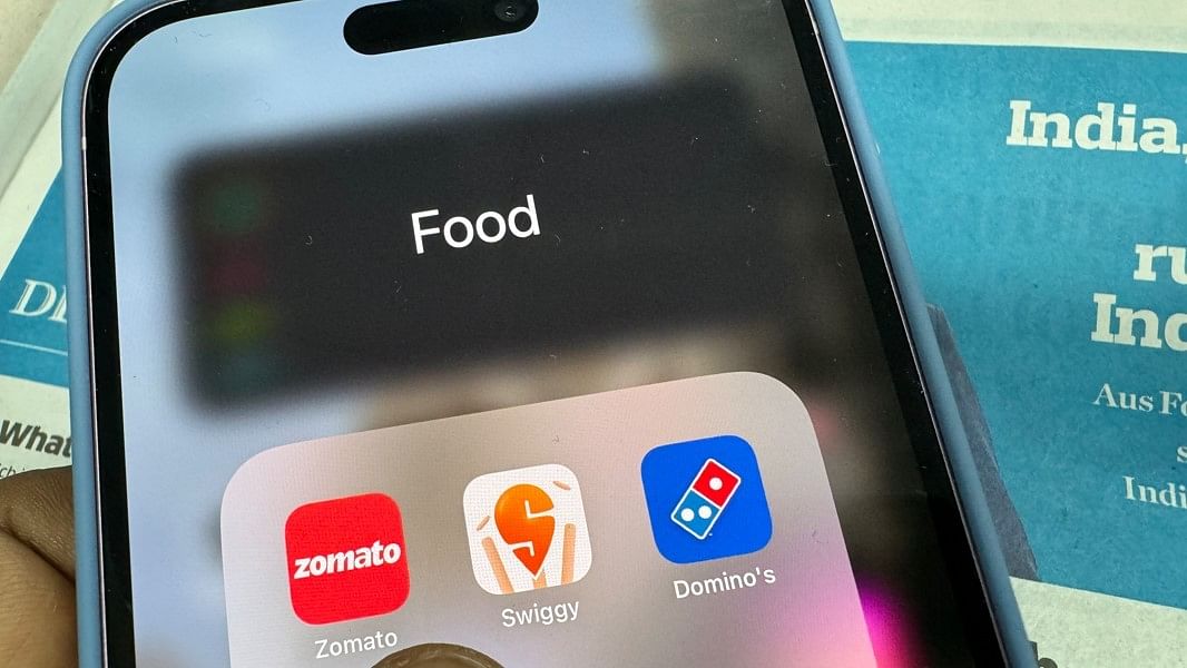 <div class="paragraphs"><p>Zomato and Swiggy get notices from Directorate General of GST Intelligence.</p></div>