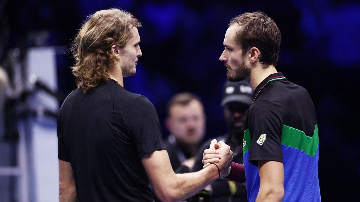 <div class="paragraphs"><p>Russia's Daniil Medvedev shakes hands with Germany's Alexander Zverev.</p></div>